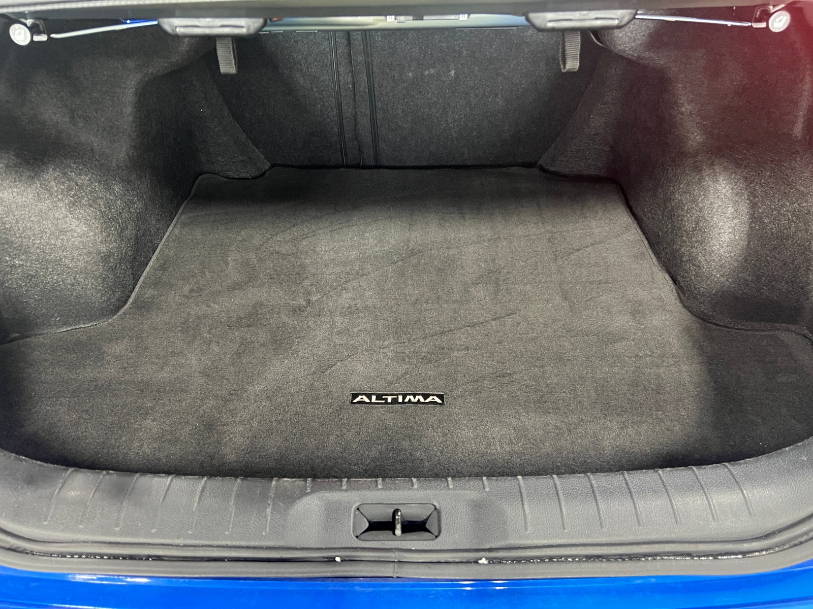 Thumbnail: 2025 Nissan Altima - 7