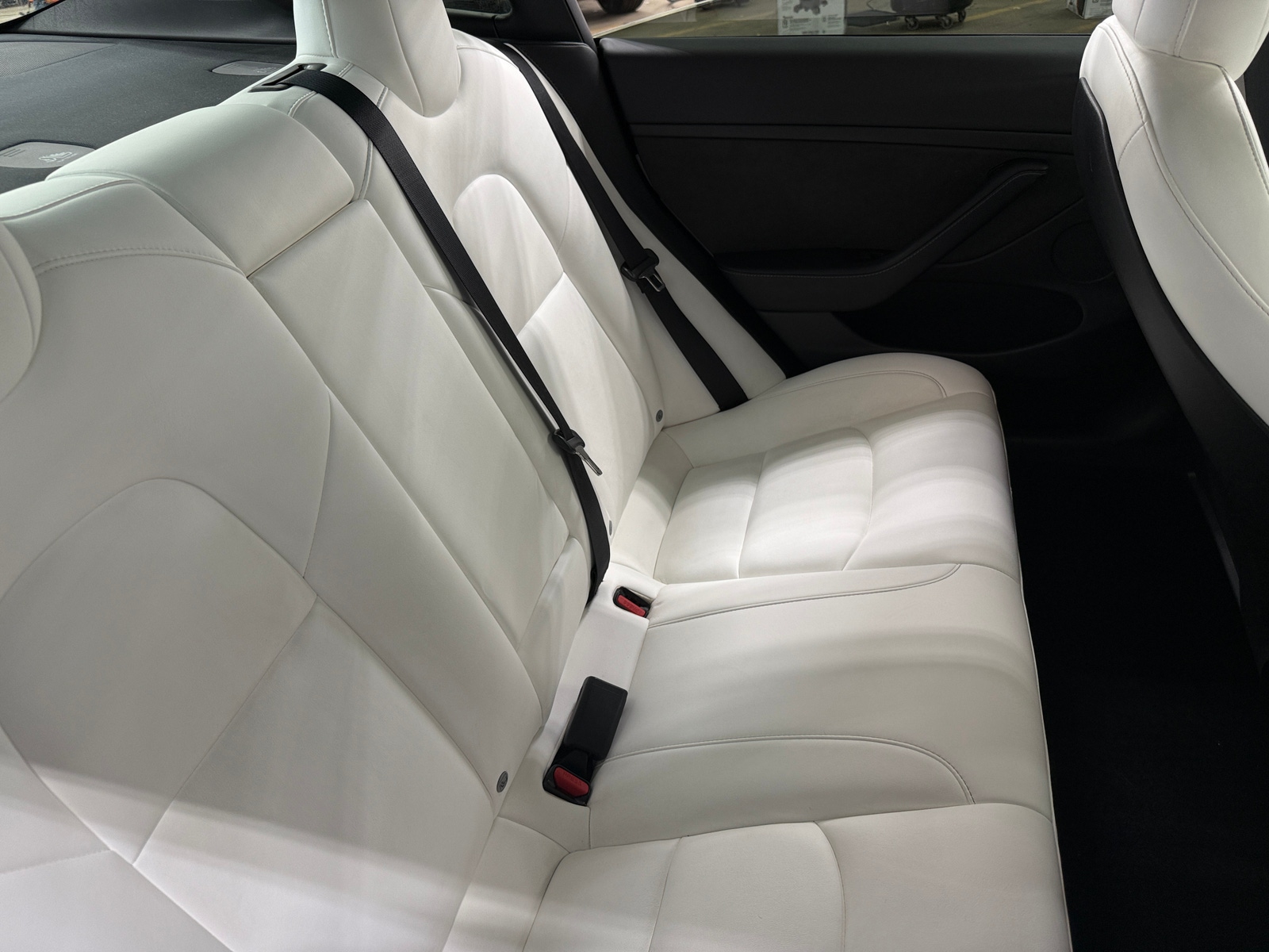 Thumbnail: 2022 Tesla Model 3 - 5