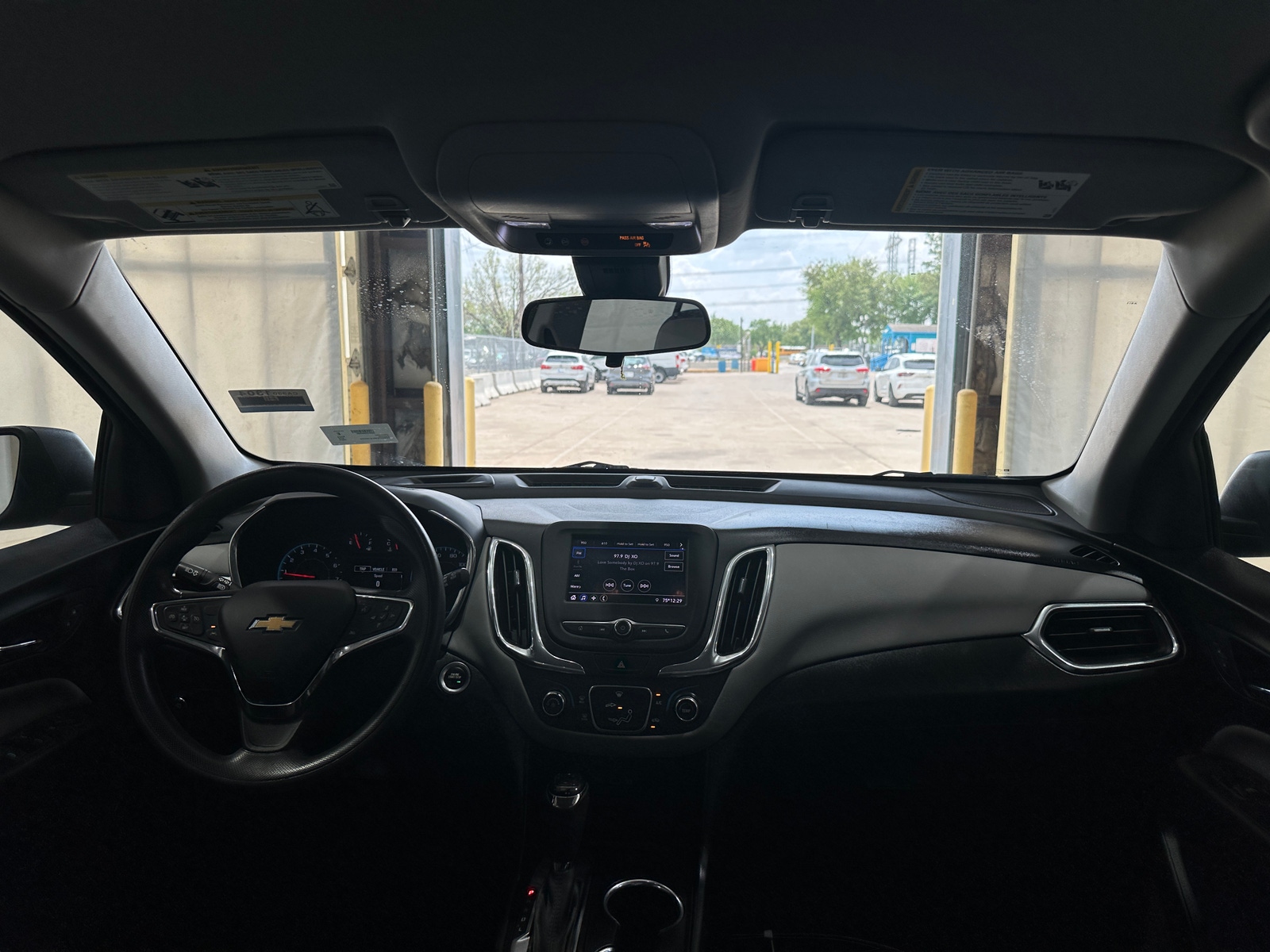 Thumbnail: 2020 Chevrolet Equinox - 3