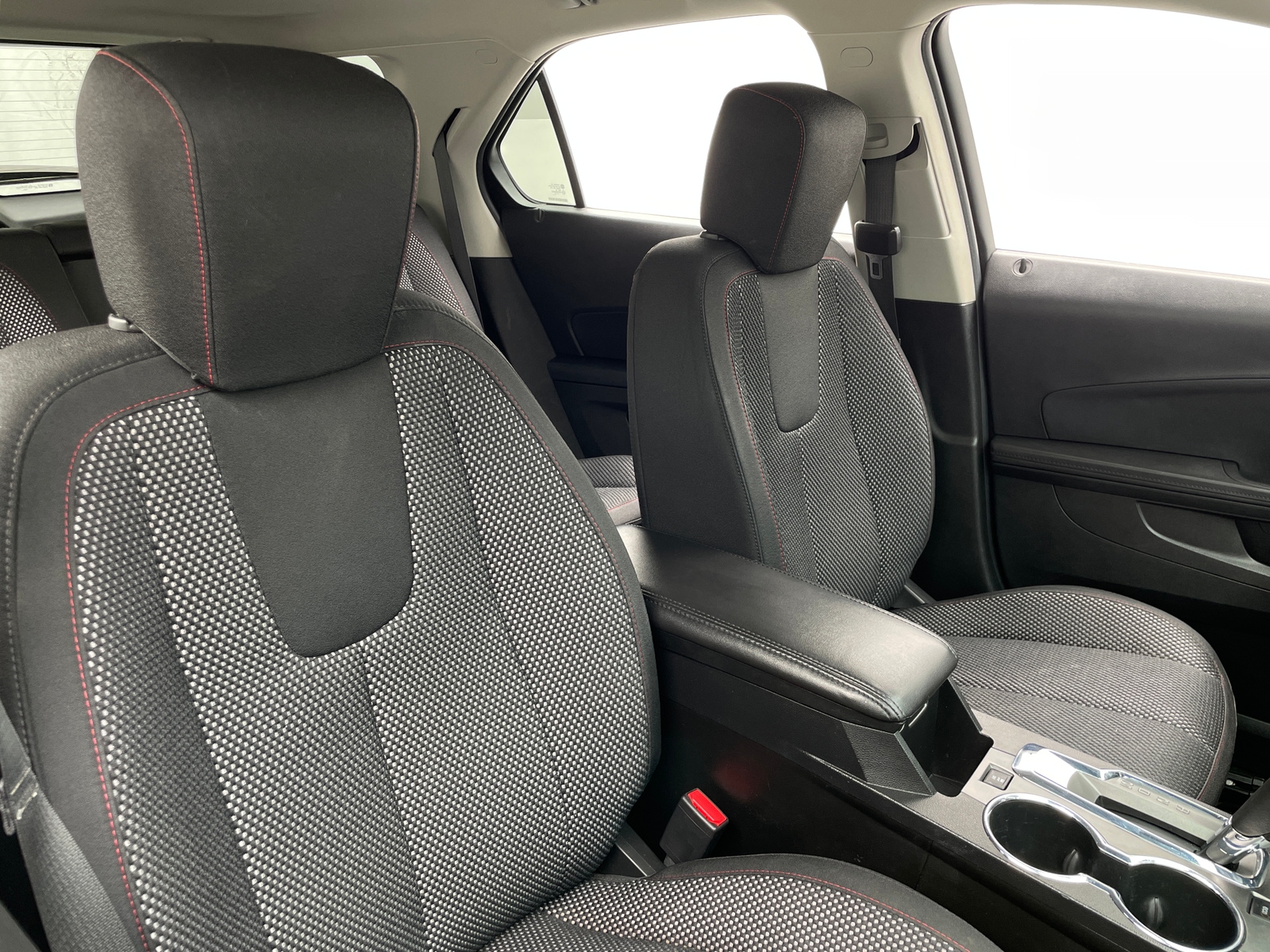 Thumbnail: 2017 Chevrolet Equinox - 2