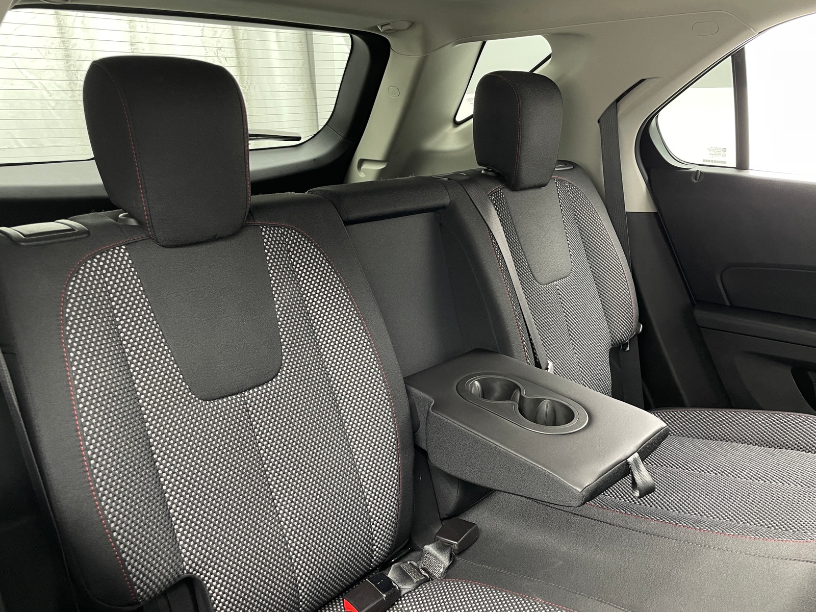 Thumbnail: 2017 Chevrolet Equinox - 6