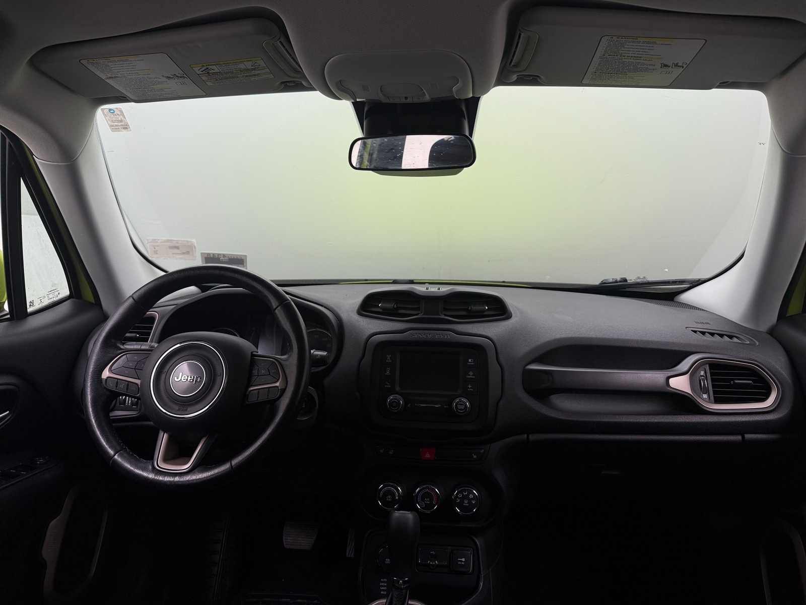 Thumbnail: 2017 Jeep Renegade - 3