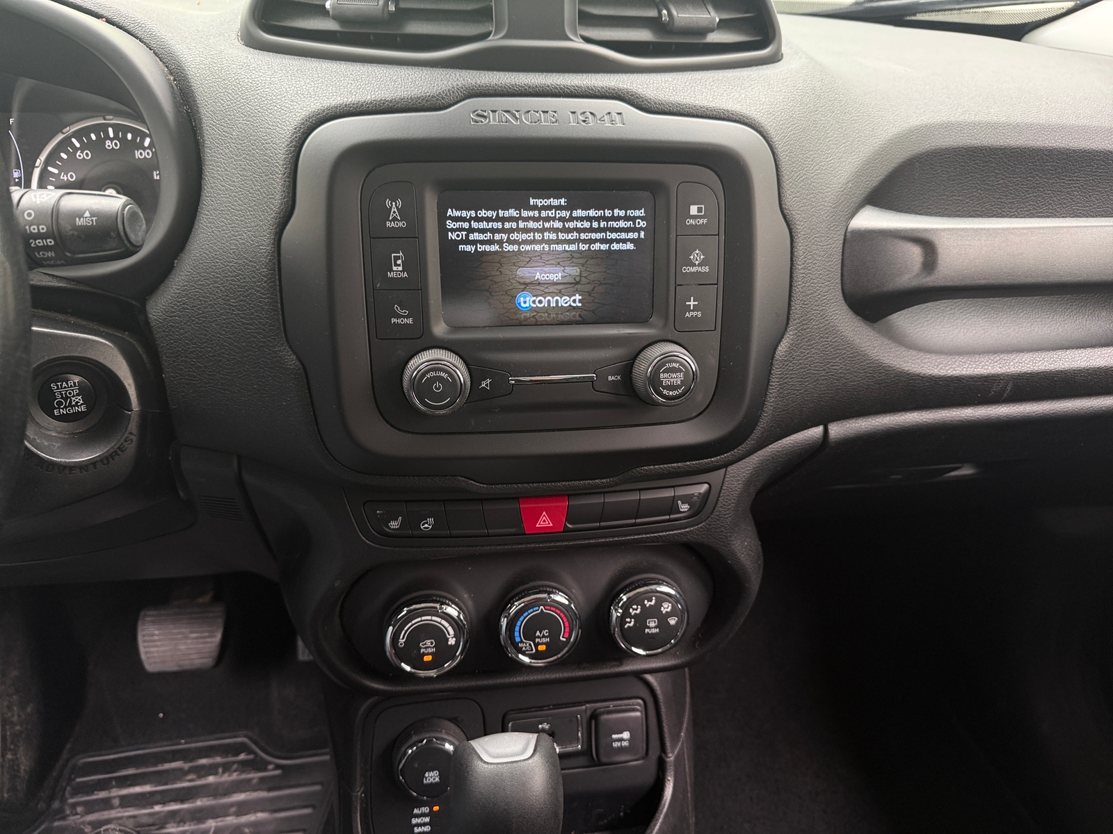 Thumbnail: 2017 Jeep Renegade - 4