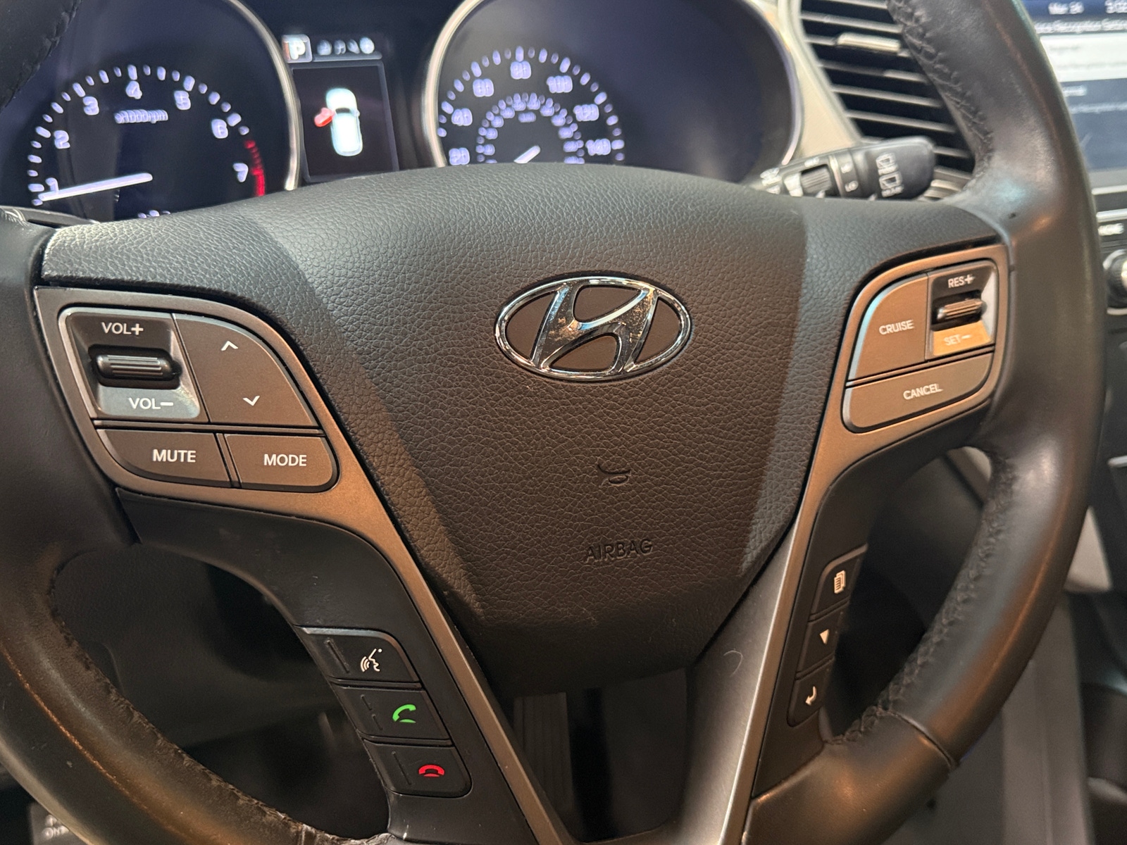 Thumbnail: 2018 Hyundai Santa Fe - 5