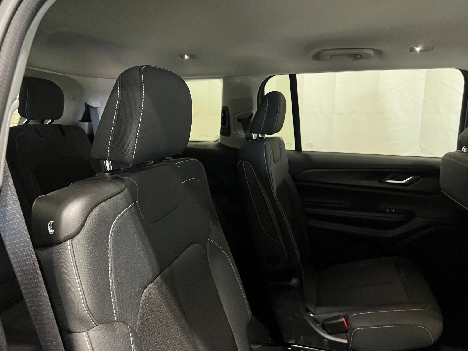 Thumbnail: 2023 Jeep Grand Cherokee L - 6