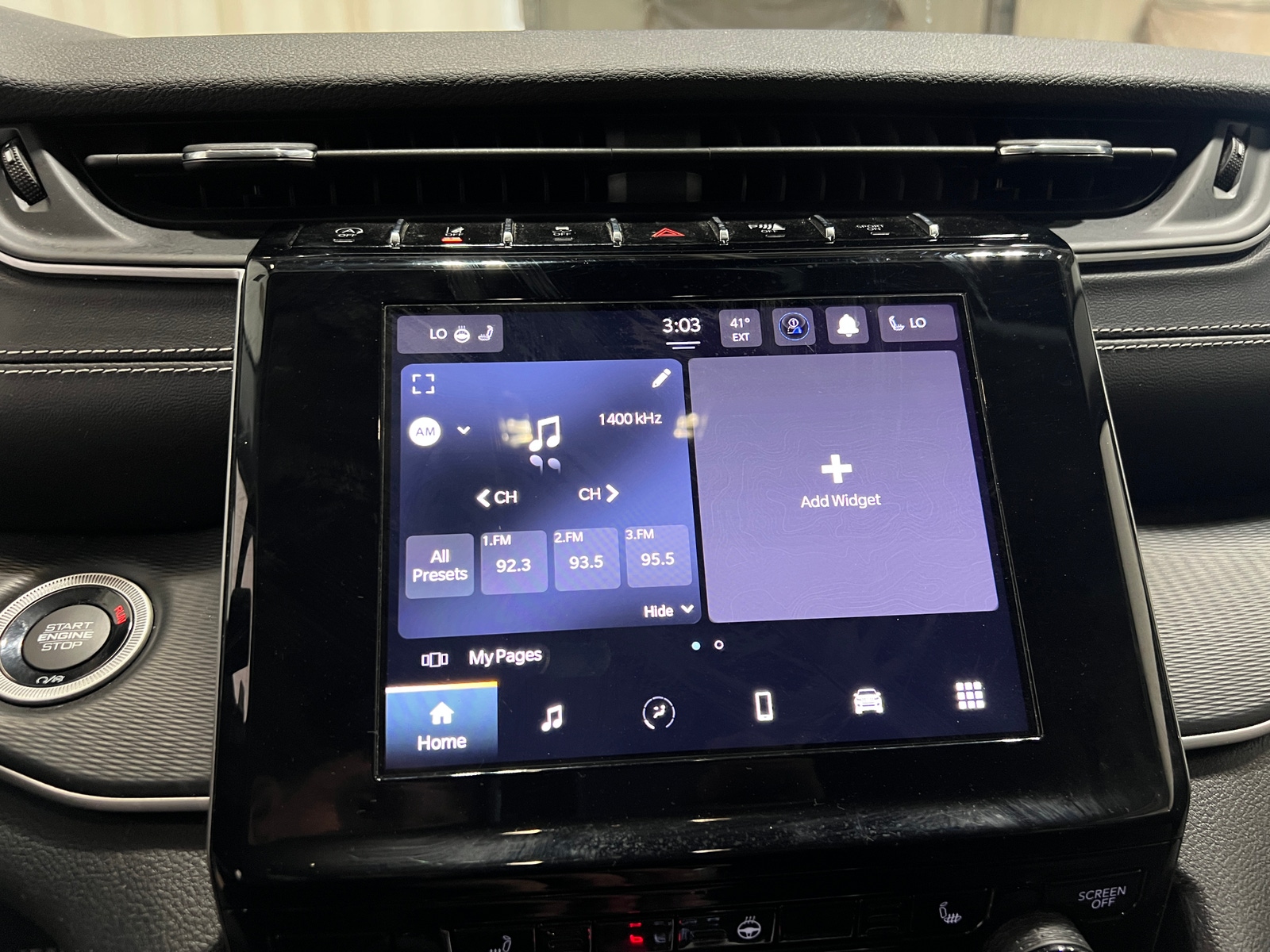 Thumbnail: 2023 Jeep Grand Cherokee L - 4