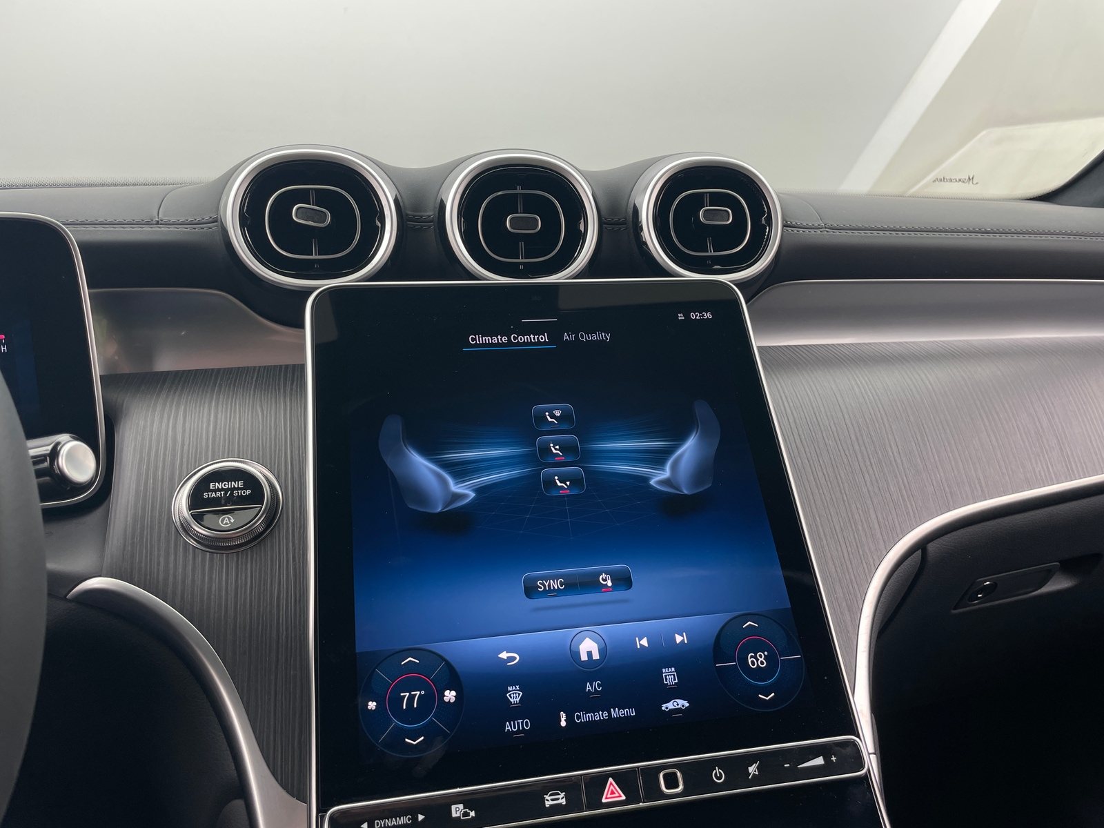 Thumbnail: 2025 Mercedes-Benz GLC - 3