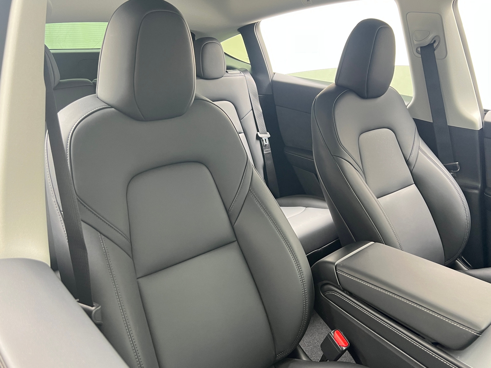 Thumbnail: 2025 Tesla Model Y - 2