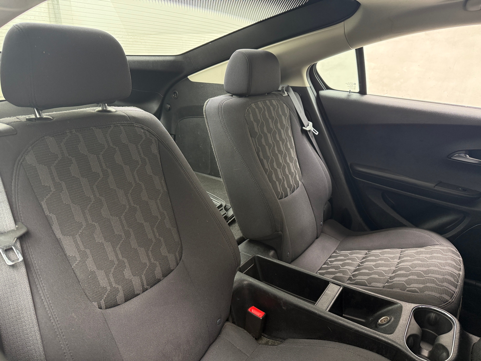 Thumbnail: 2014 Chevrolet Volt - 6