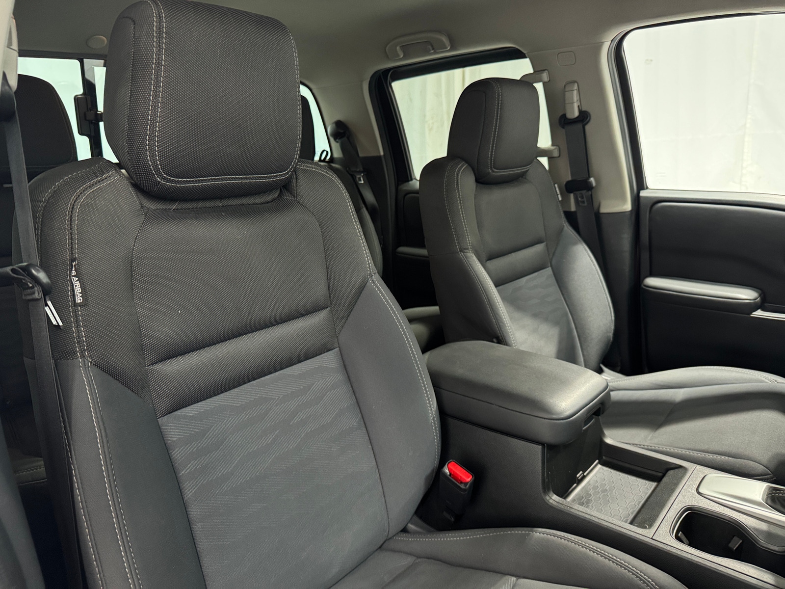 Thumbnail: 2023 Nissan Frontier - 2