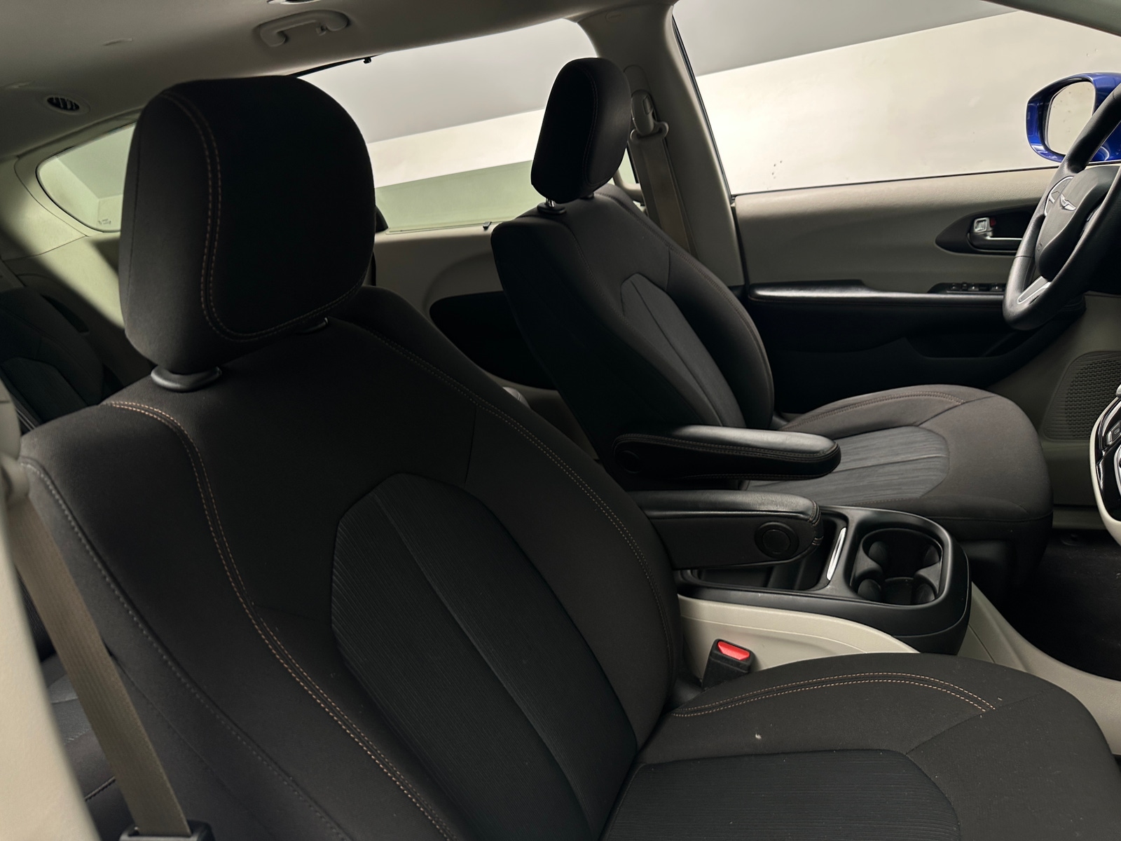 Thumbnail: 2020 Chrysler Pacifica - 2