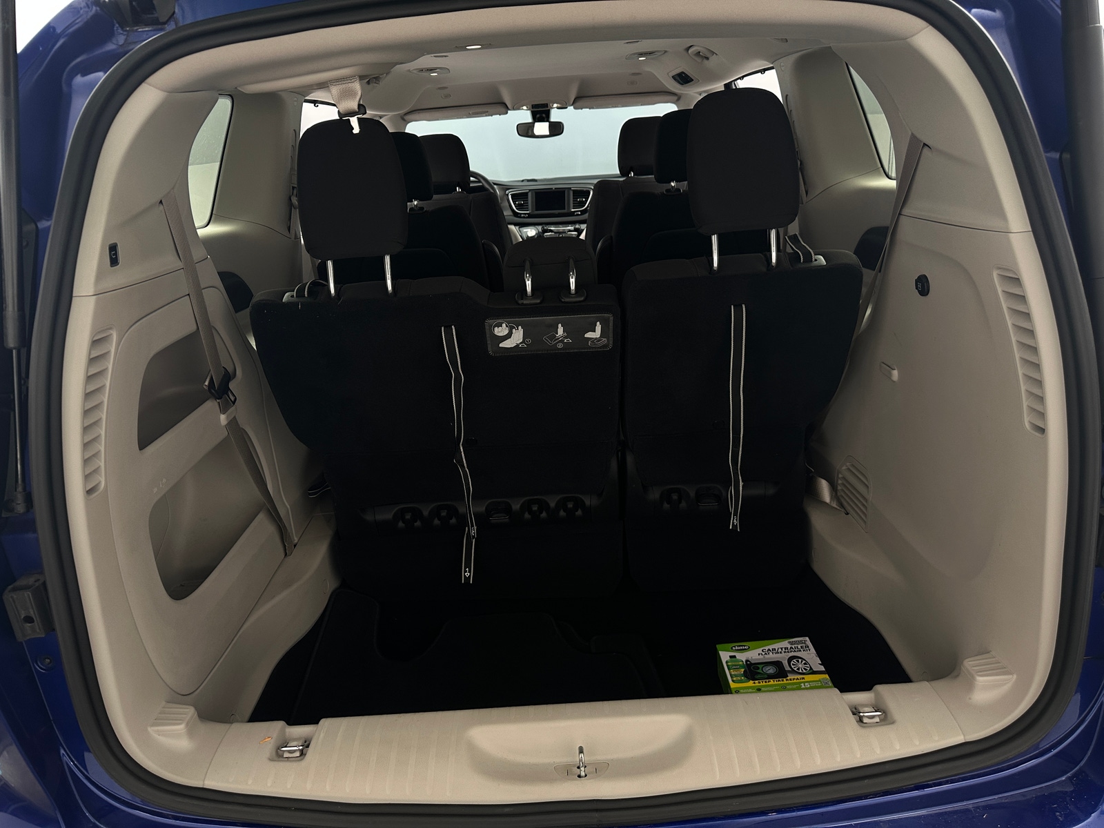 Thumbnail: 2020 Chrysler Pacifica - 7