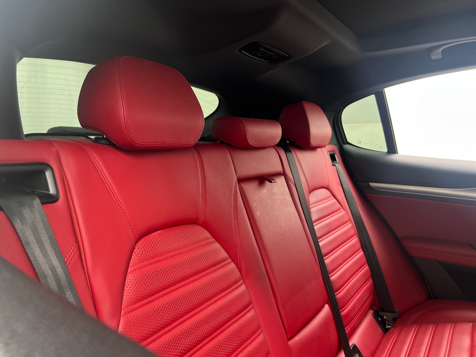 Thumbnail: 2020 Alfa Romeo Stelvio - 5