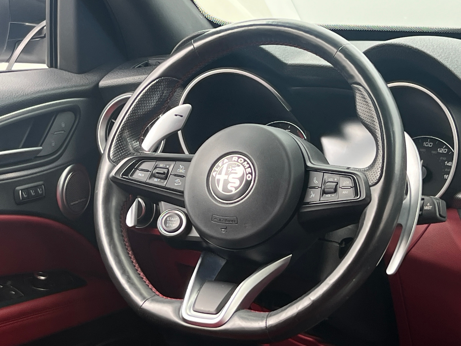 Thumbnail: 2020 Alfa Romeo Stelvio - 4