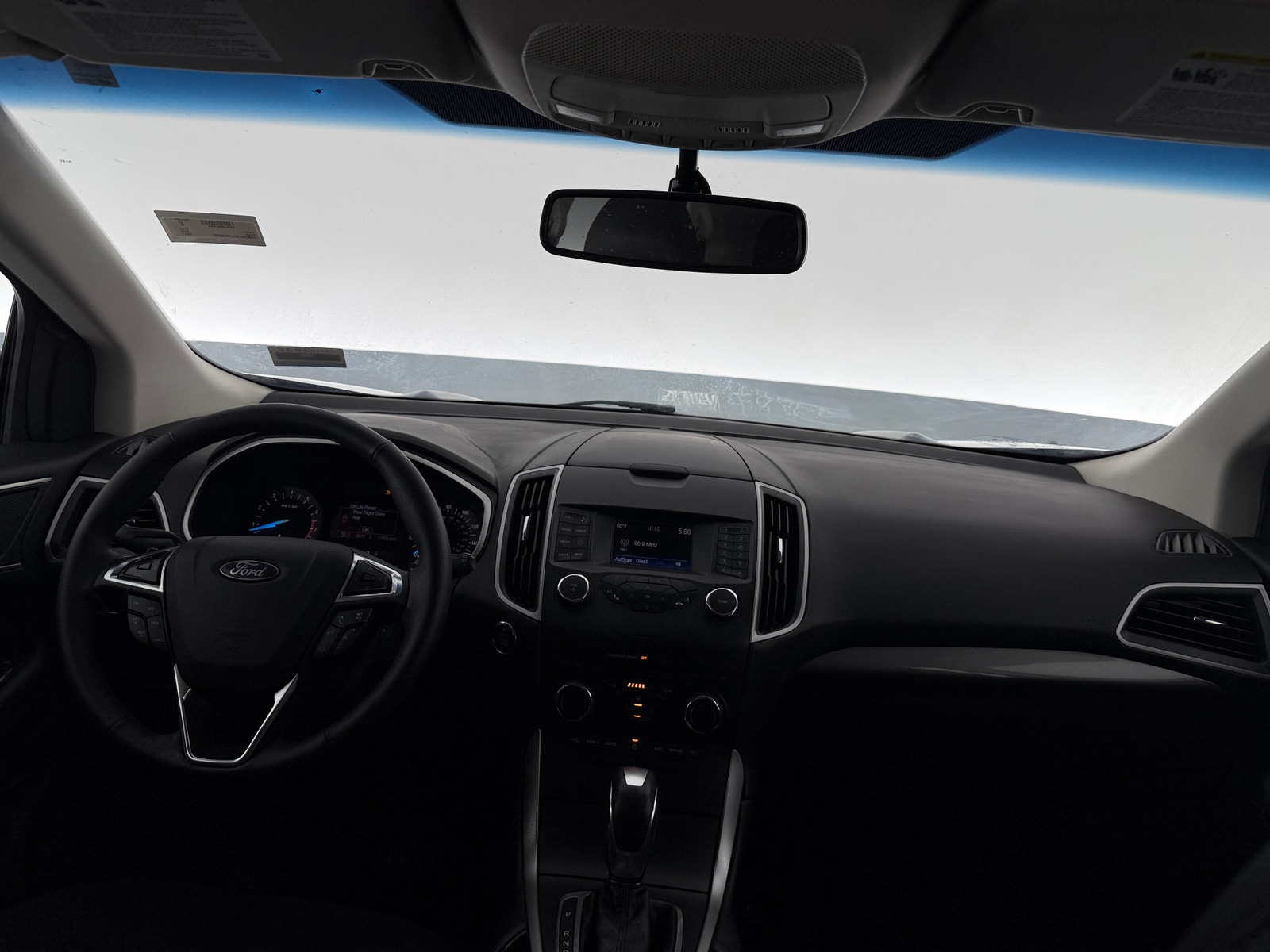 Thumbnail: 2017 Ford Edge - 3