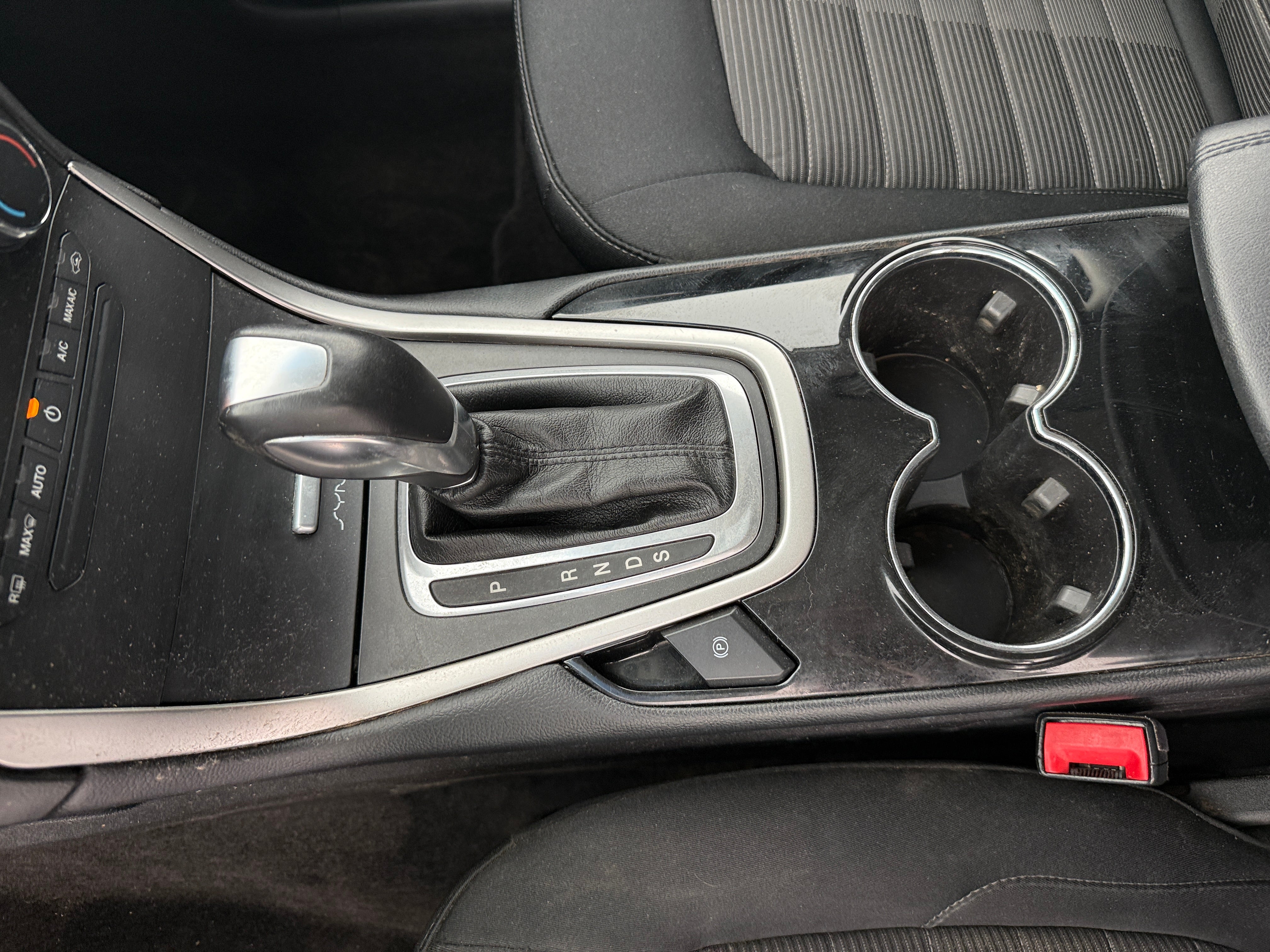 2017 Ford Edge