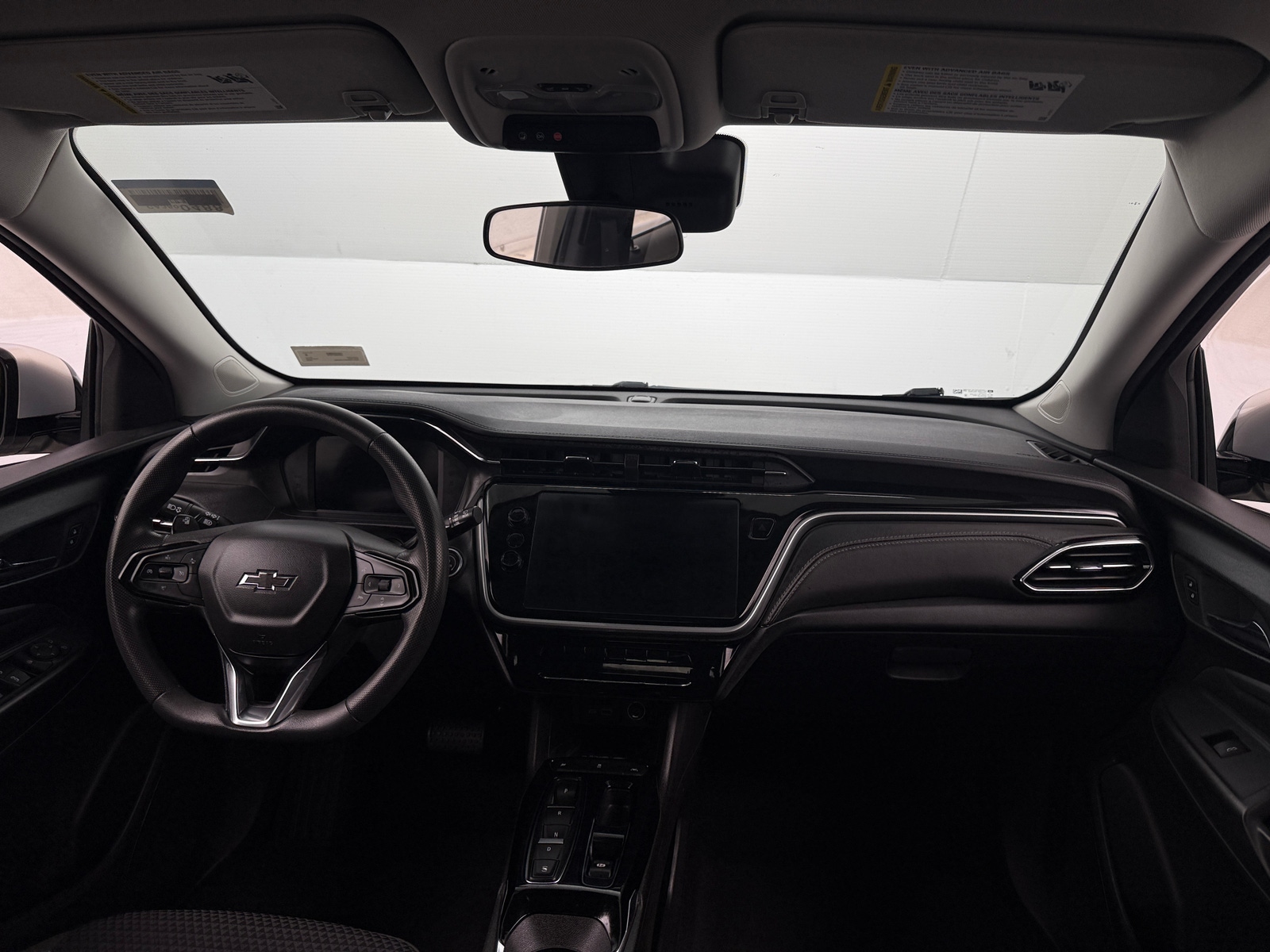 Thumbnail: 2023 Chevrolet Bolt EUV - 3