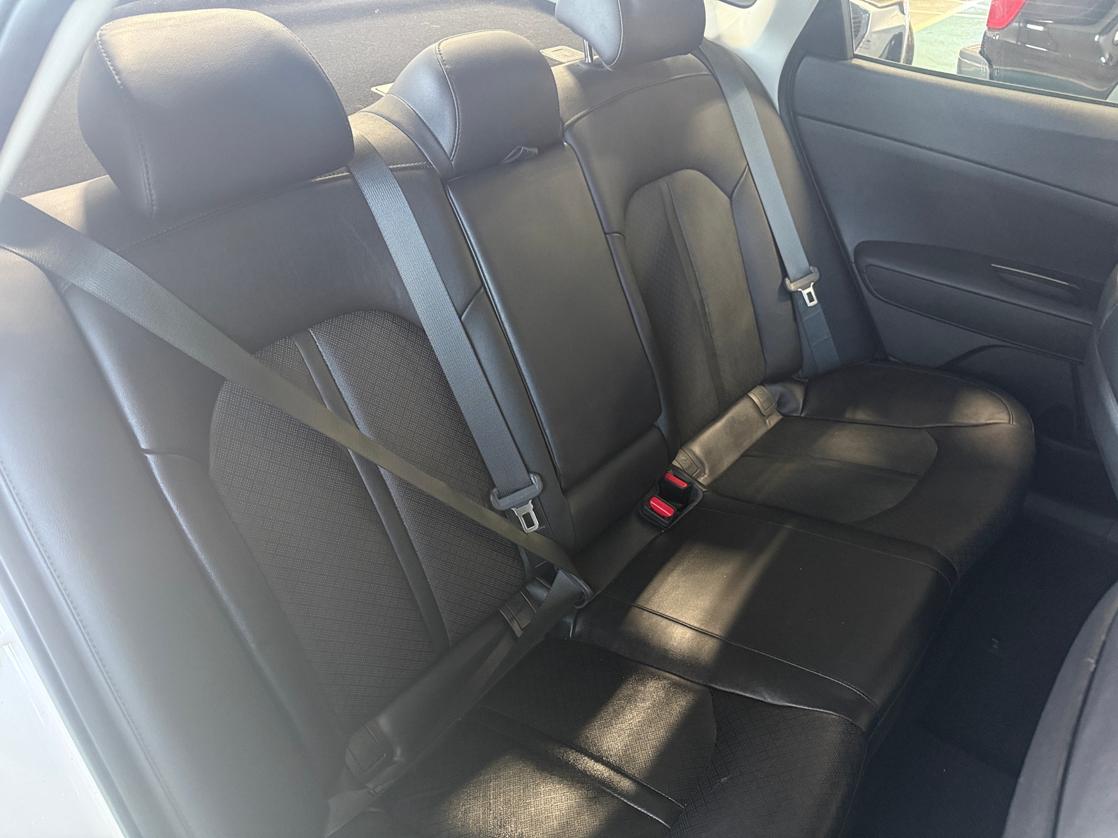 Thumbnail: 2016 Kia Optima - 5