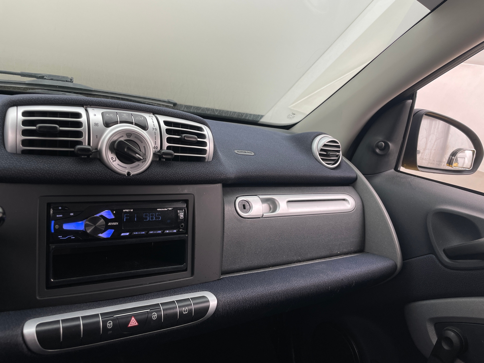 Thumbnail: 2014 smart fortwo - 4