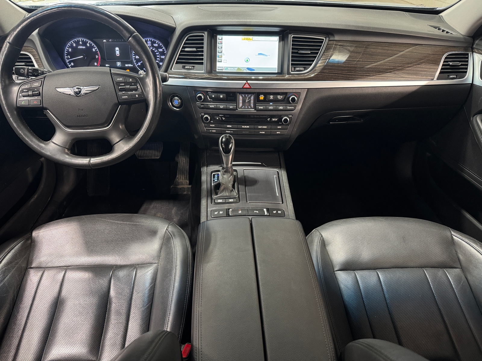 Thumbnail: 2017 Genesis G80 - 3