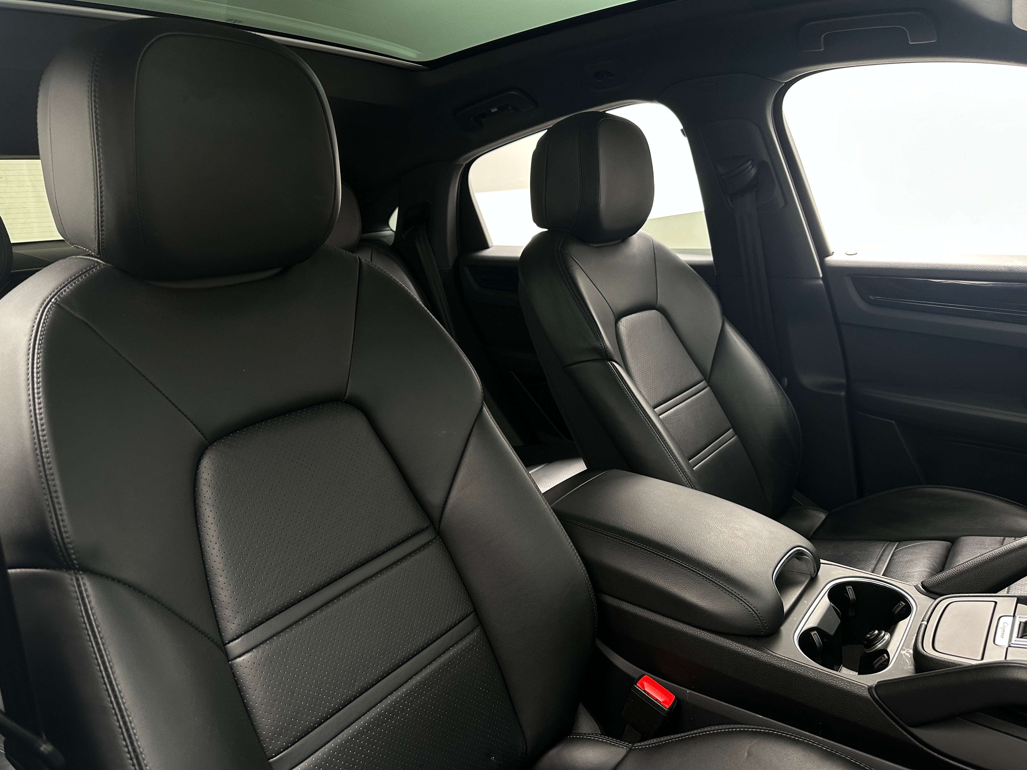 2021 Porsche Cayenne Coup