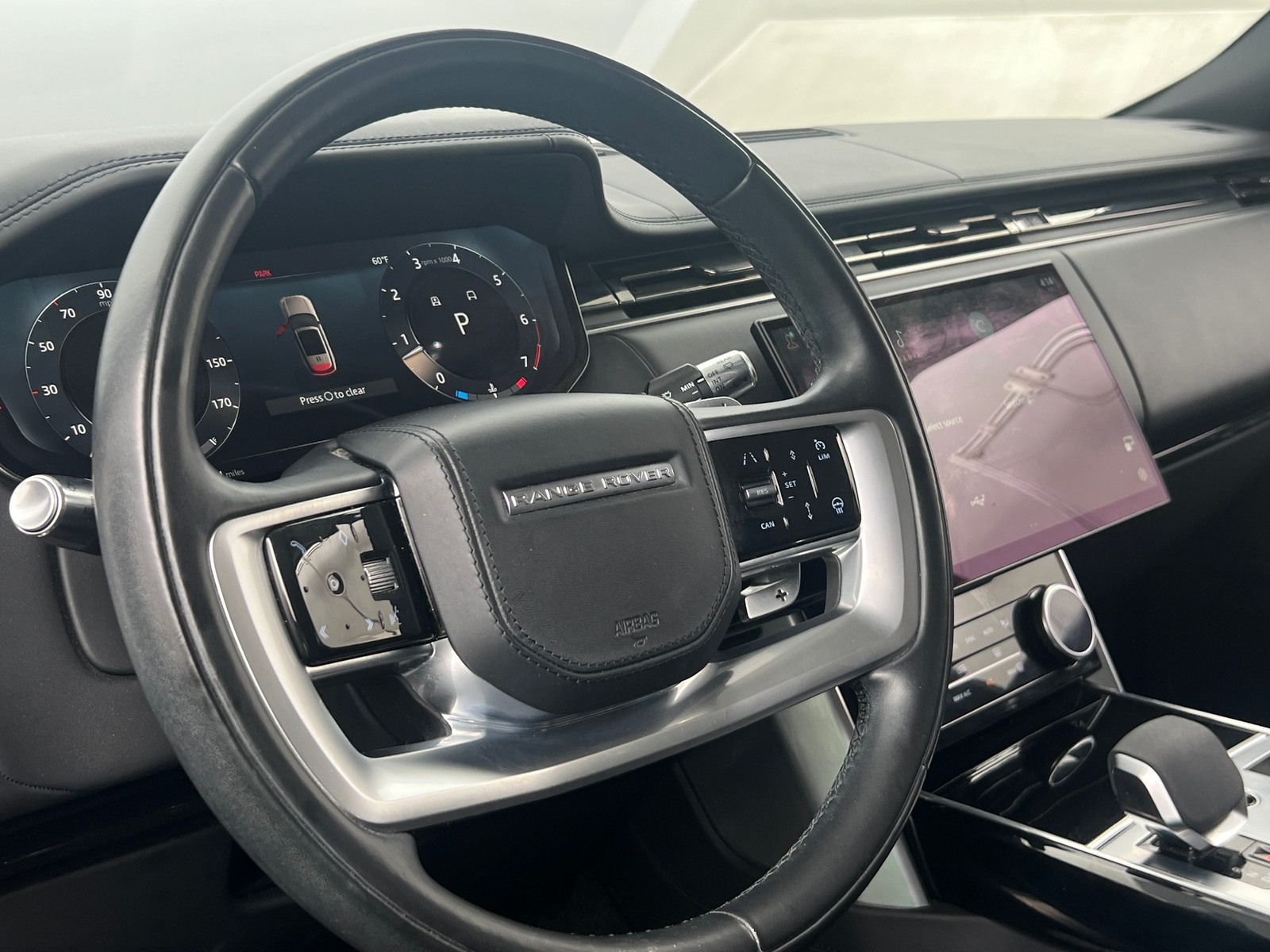 Thumbnail: 2022 Land Rover Range Rover - 4