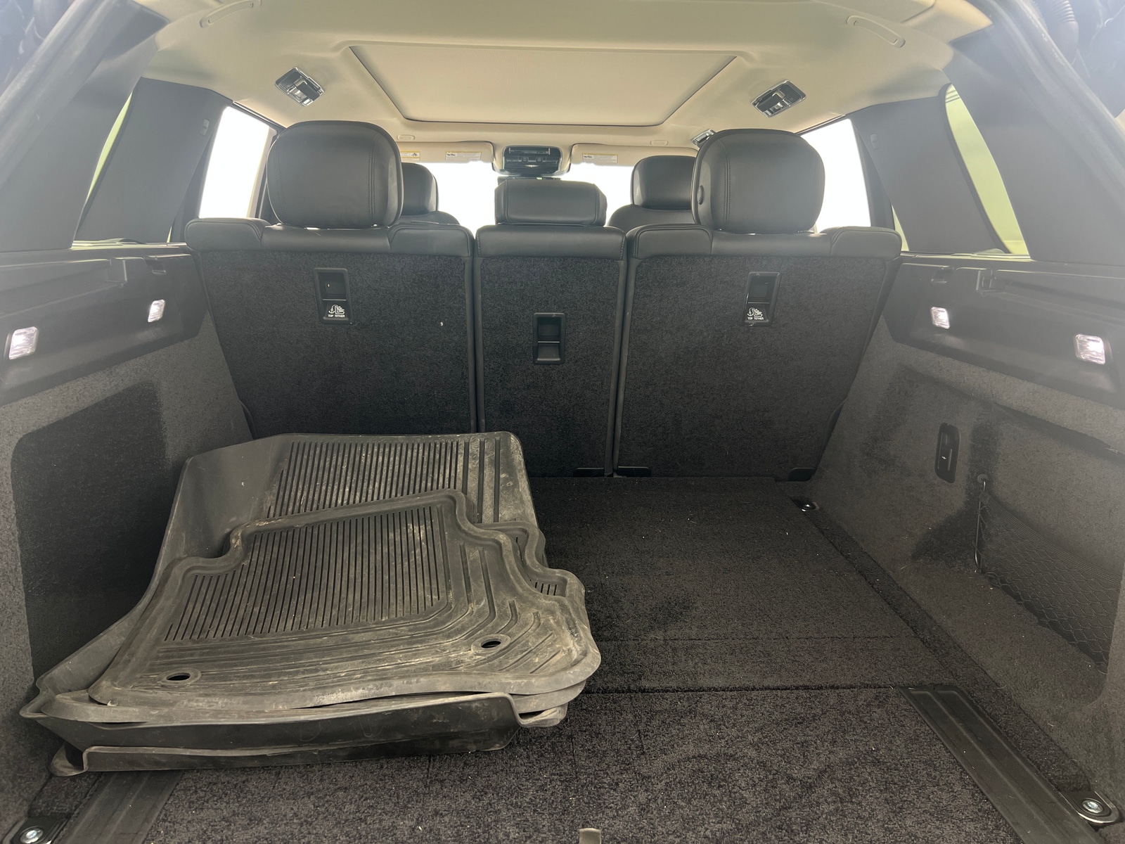 Thumbnail: 2022 Land Rover Range Rover - 6