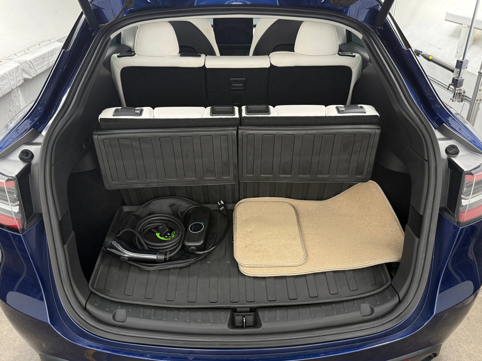 Thumbnail: 2022 Tesla Model Y - 6