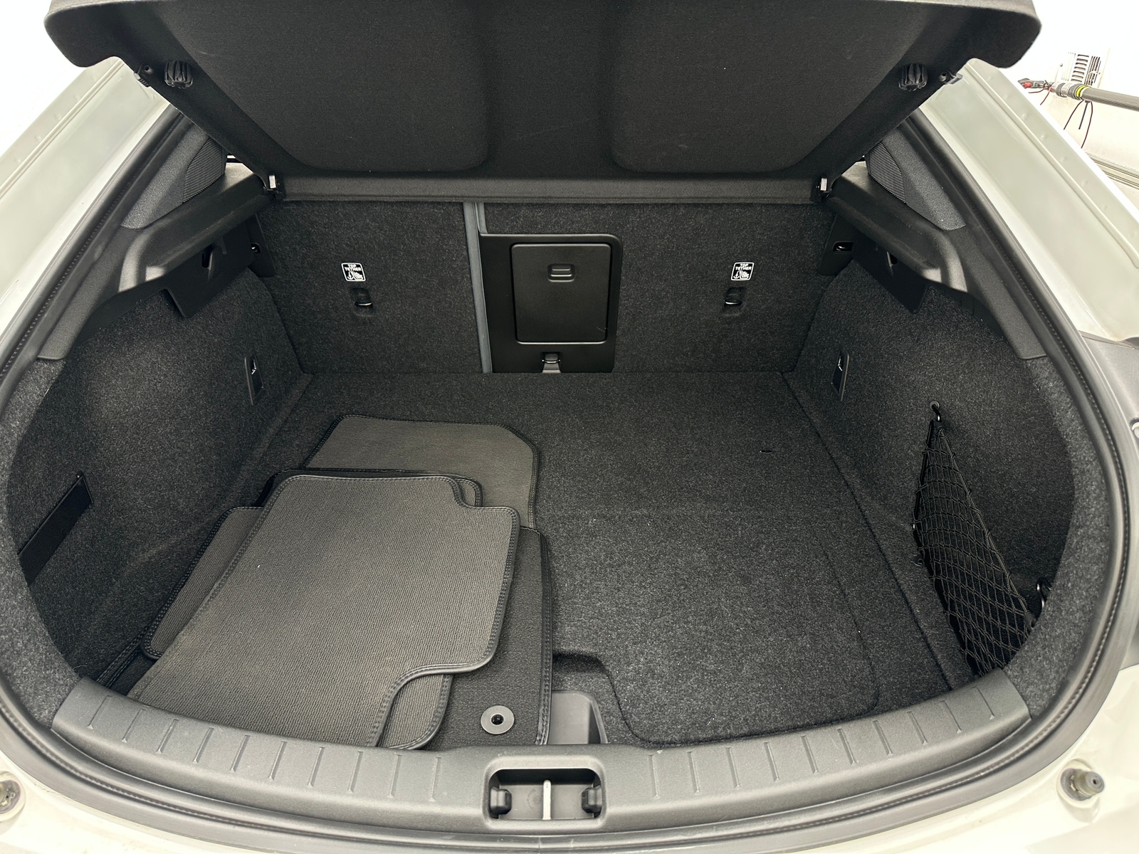 Thumbnail: 2022 Polestar 2 - 7