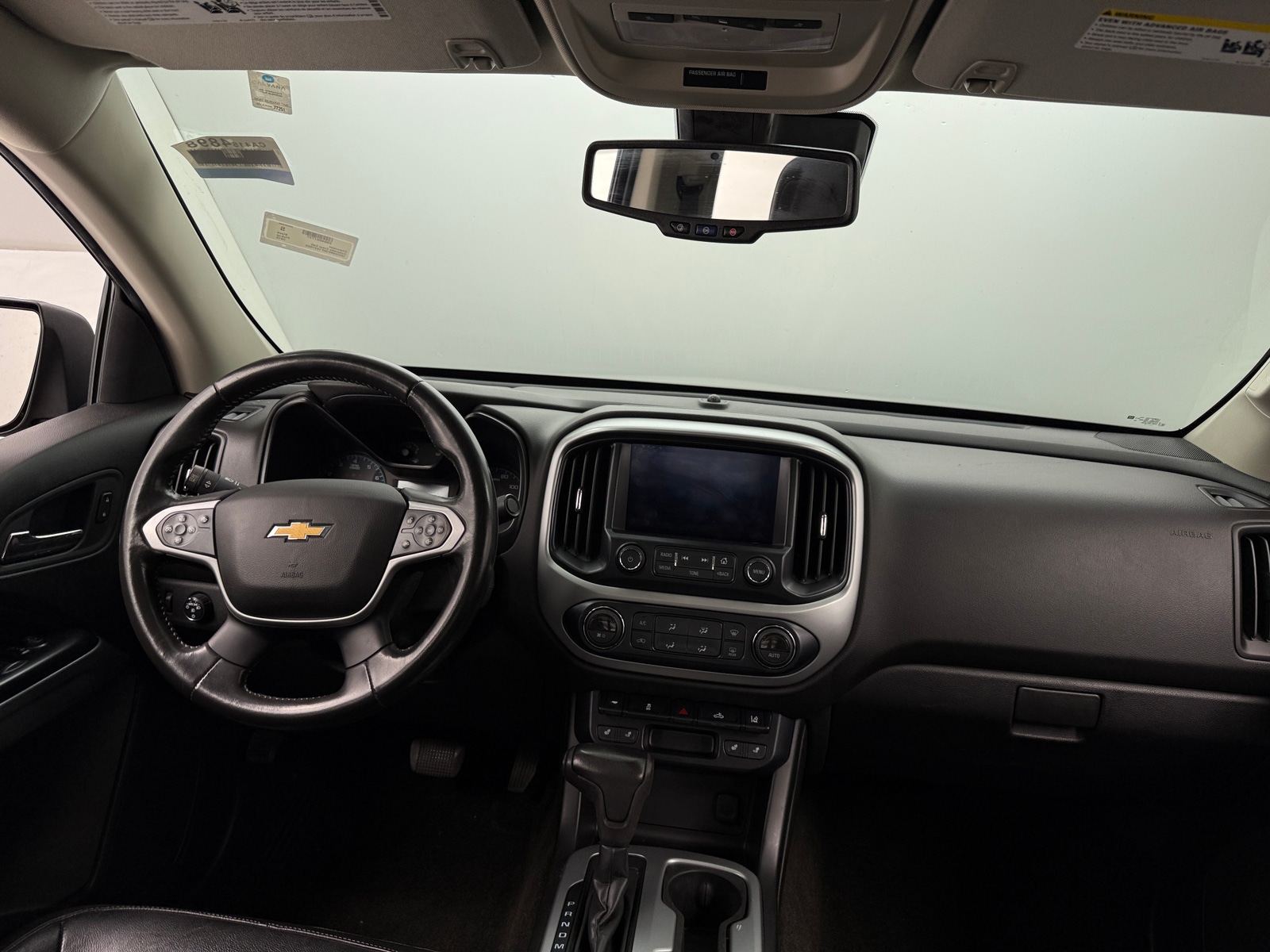 Thumbnail: 2015 Chevrolet Colorado - 3