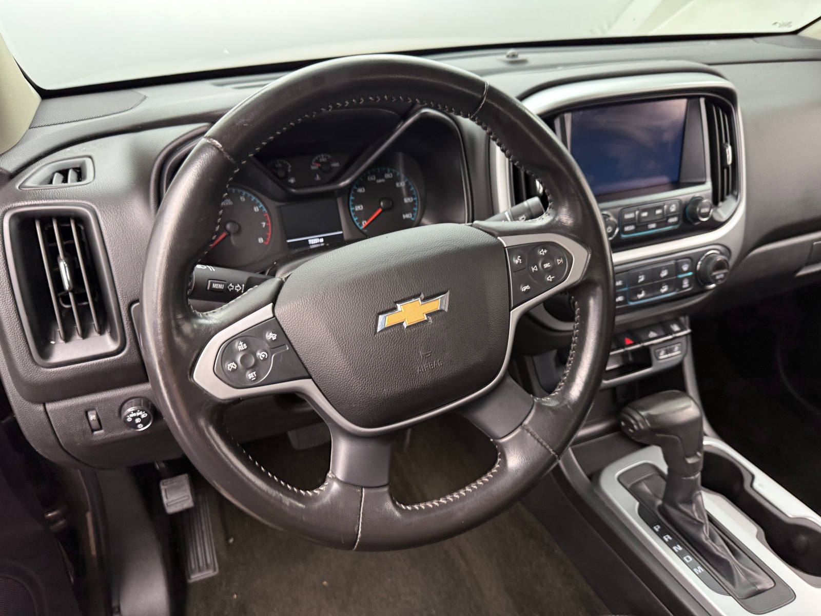 Thumbnail: 2015 Chevrolet Colorado - 5