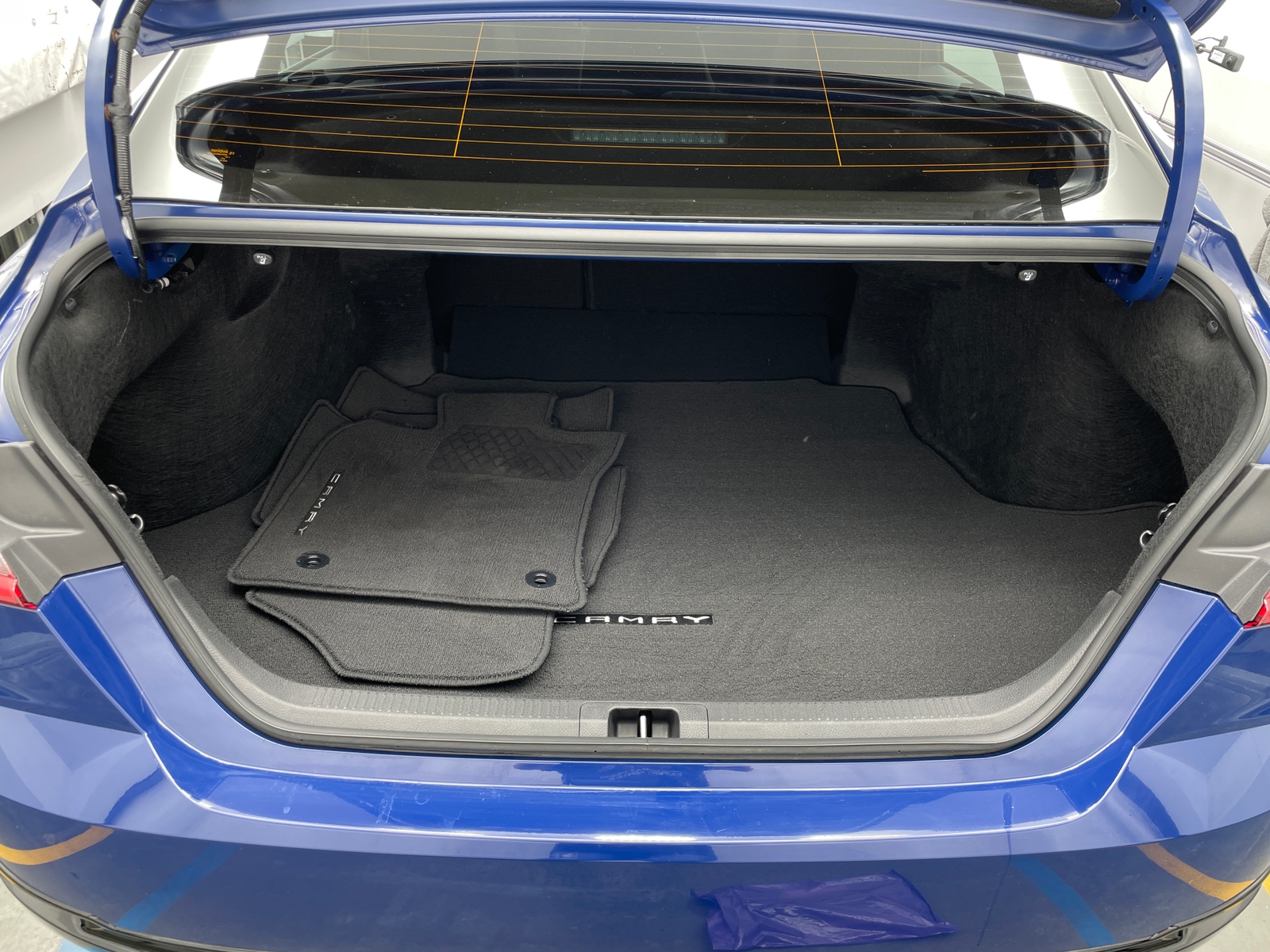 Thumbnail: 2025 Toyota Camry - 6