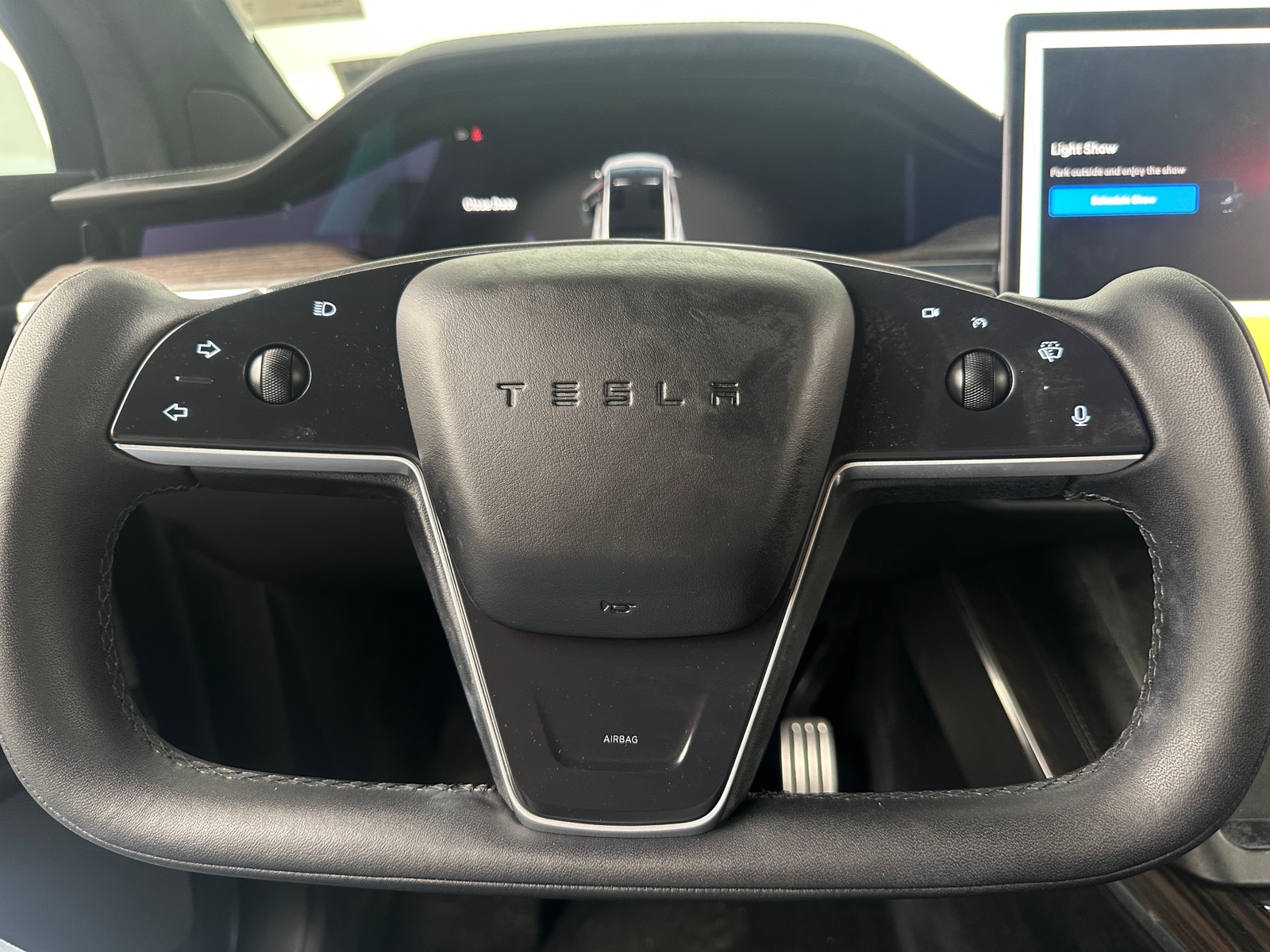 Thumbnail: 2022 Tesla Model X - 4