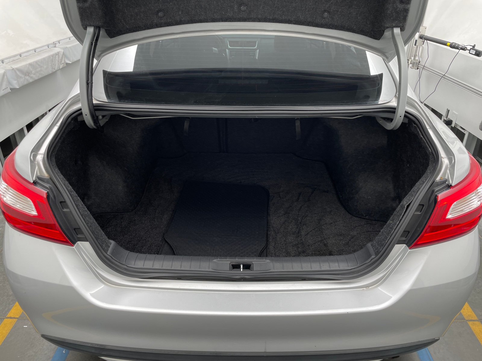 Thumbnail: 2016 Nissan Altima - 7