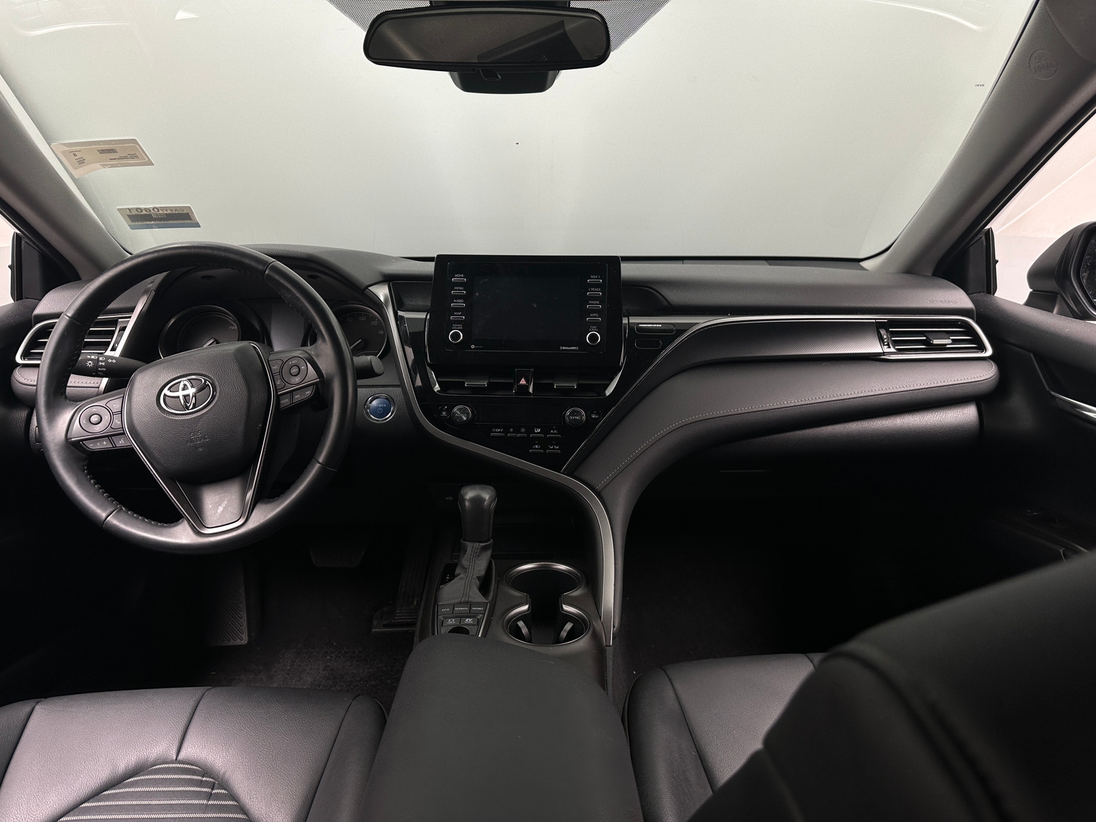 Thumbnail: 2022 Toyota Camry - 3