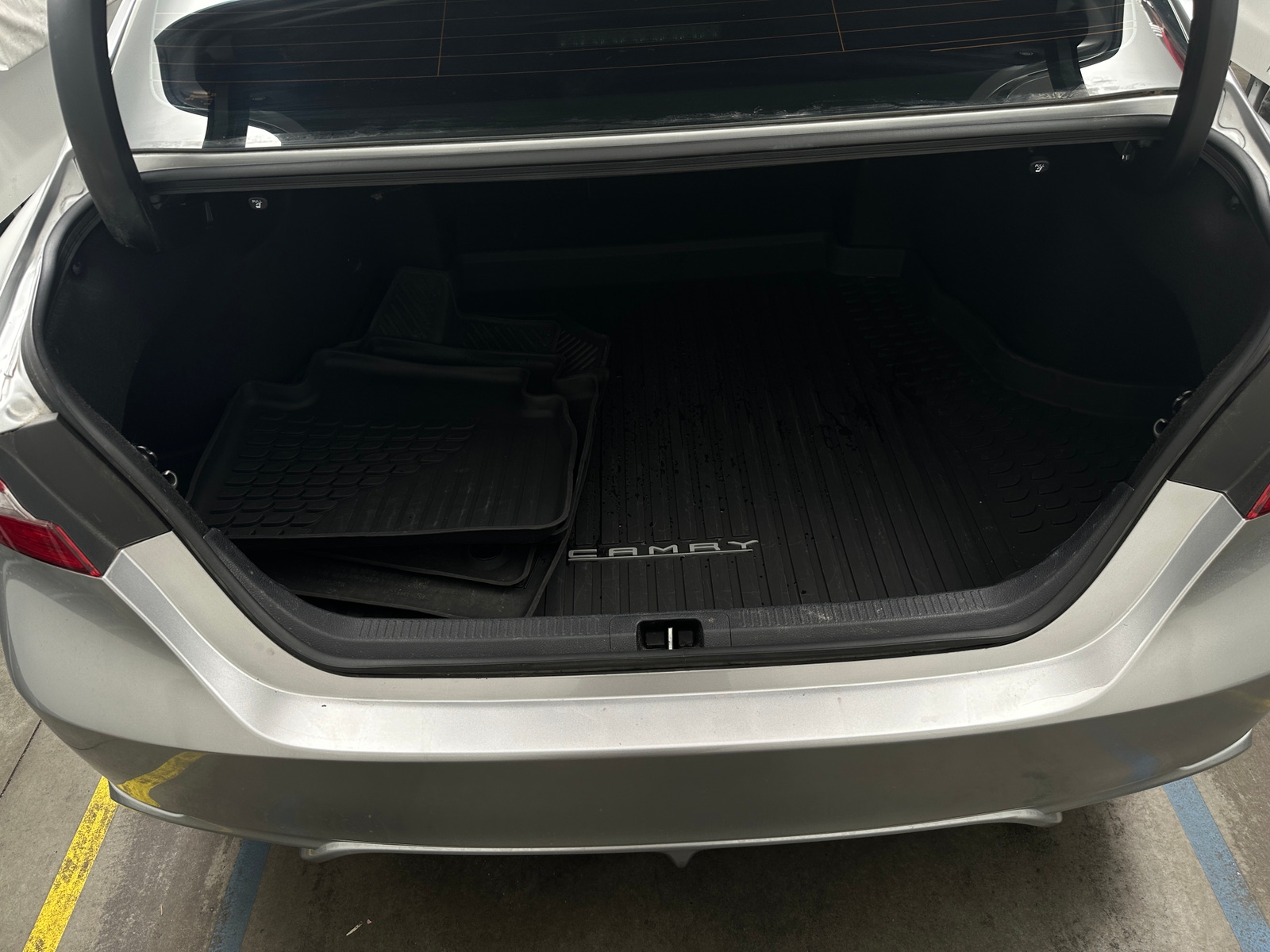 Thumbnail: 2022 Toyota Camry - 7