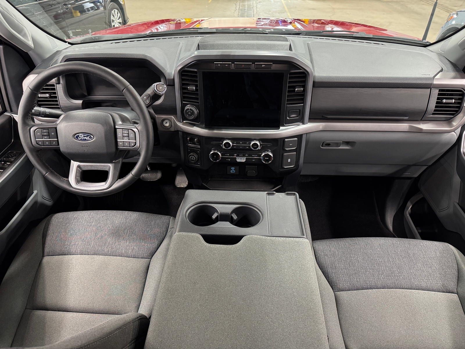 Thumbnail: 2024 Ford Econoline - 3