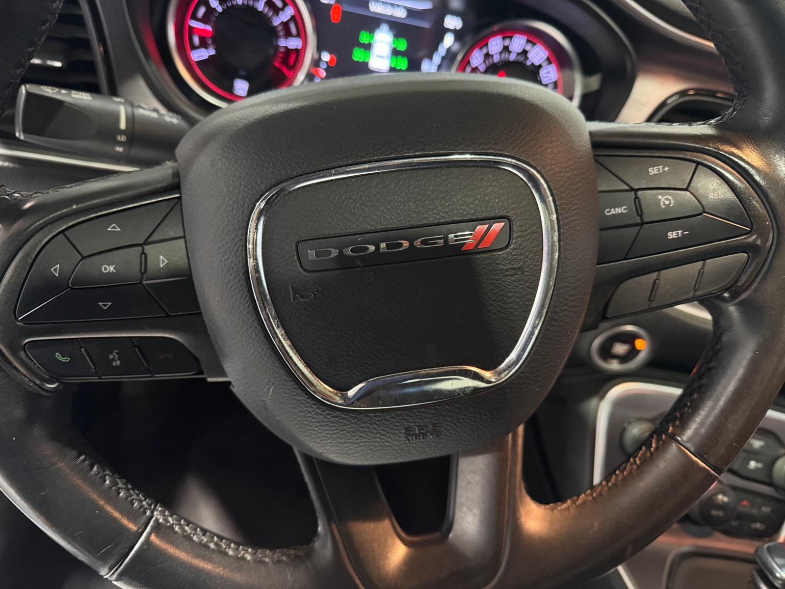 Thumbnail: 2018 Dodge Challenger - 4