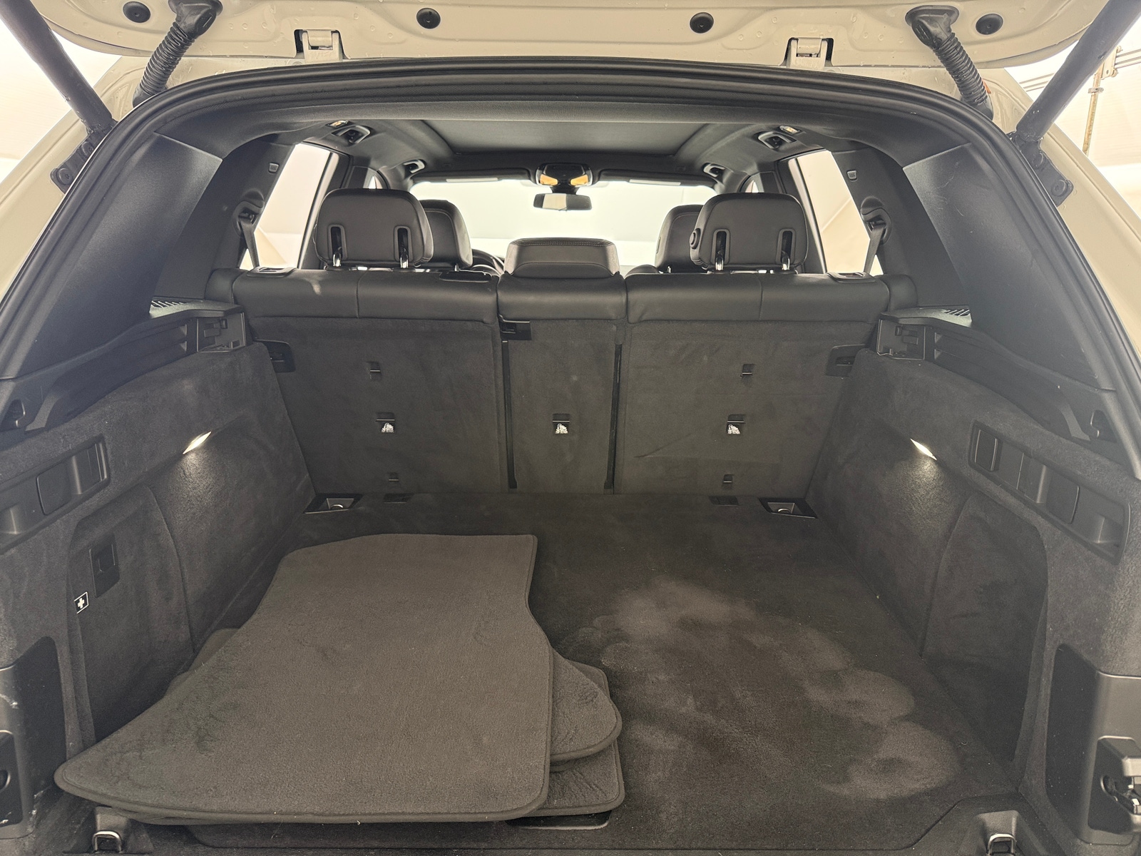 Thumbnail: 2020 BMW X5 - 6