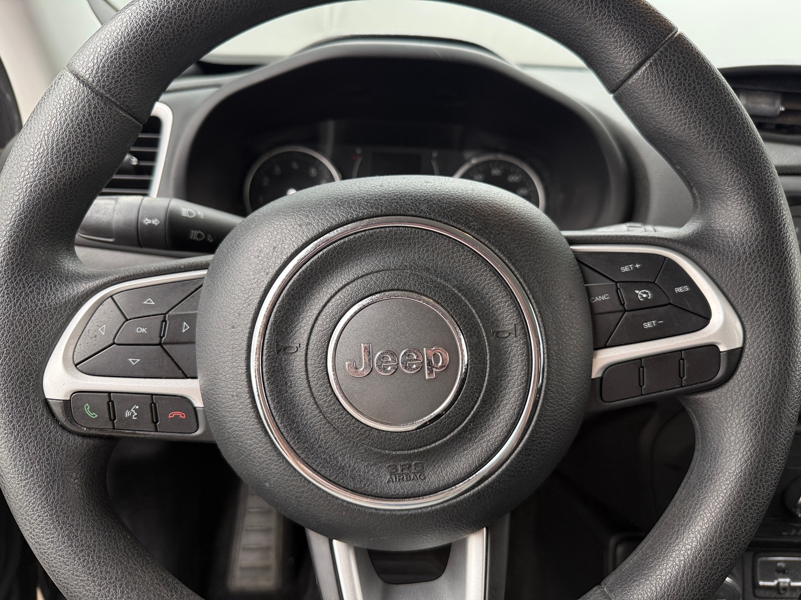 Thumbnail: 2018 Jeep Renegade - 5