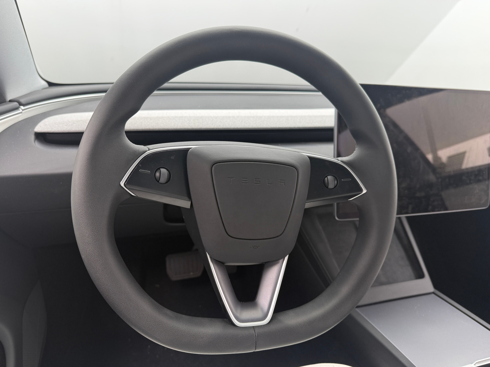 Thumbnail: 2025 Tesla Model 3 - 4