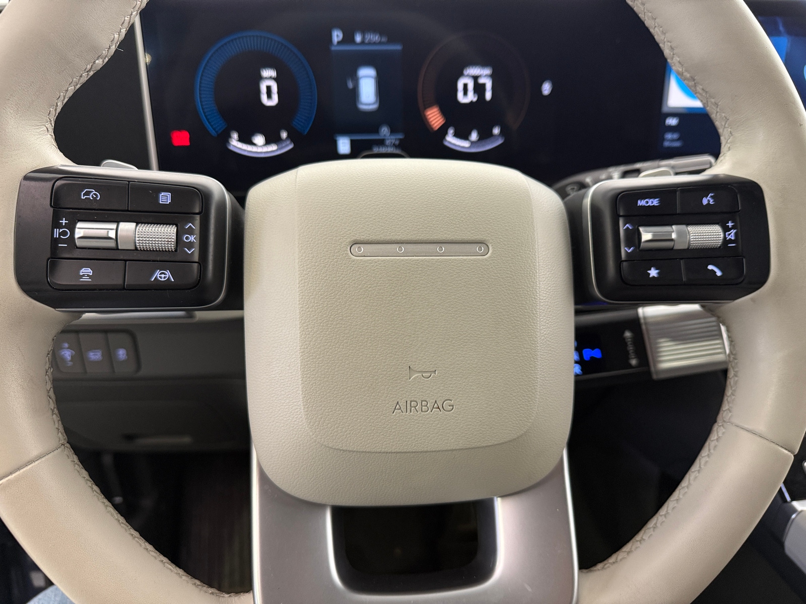 Thumbnail: 2025 Hyundai Santa Fe - 4