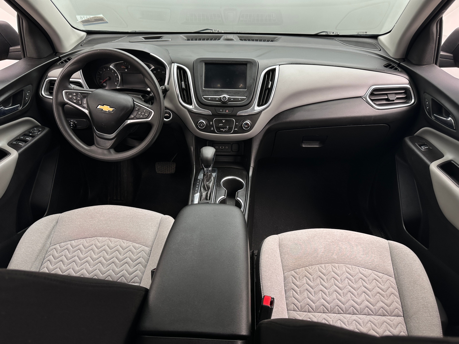 Thumbnail: 2022 Chevrolet Equinox - 3