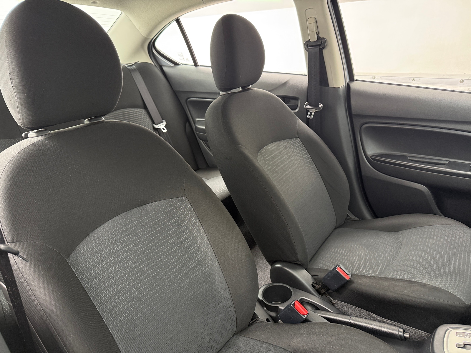 Thumbnail: 2024 Mitsubishi Mirage G4 - 2