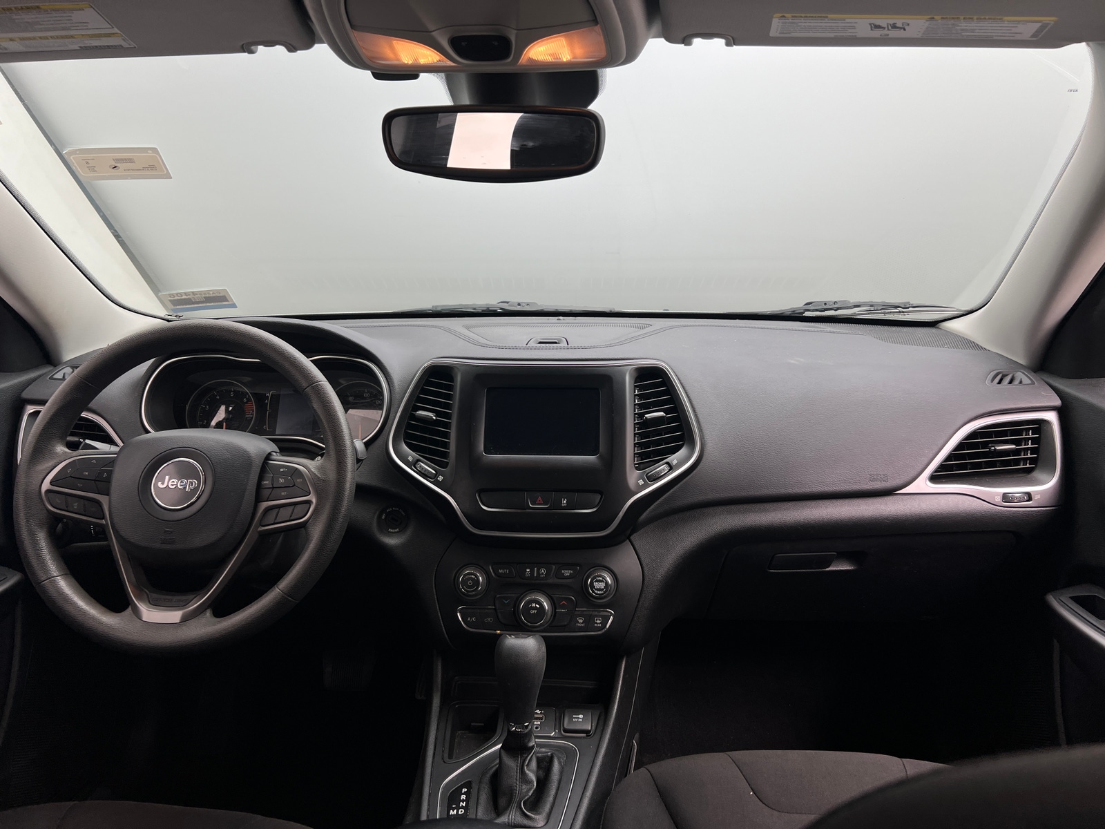 Thumbnail: 2021 Jeep Cherokee - 3