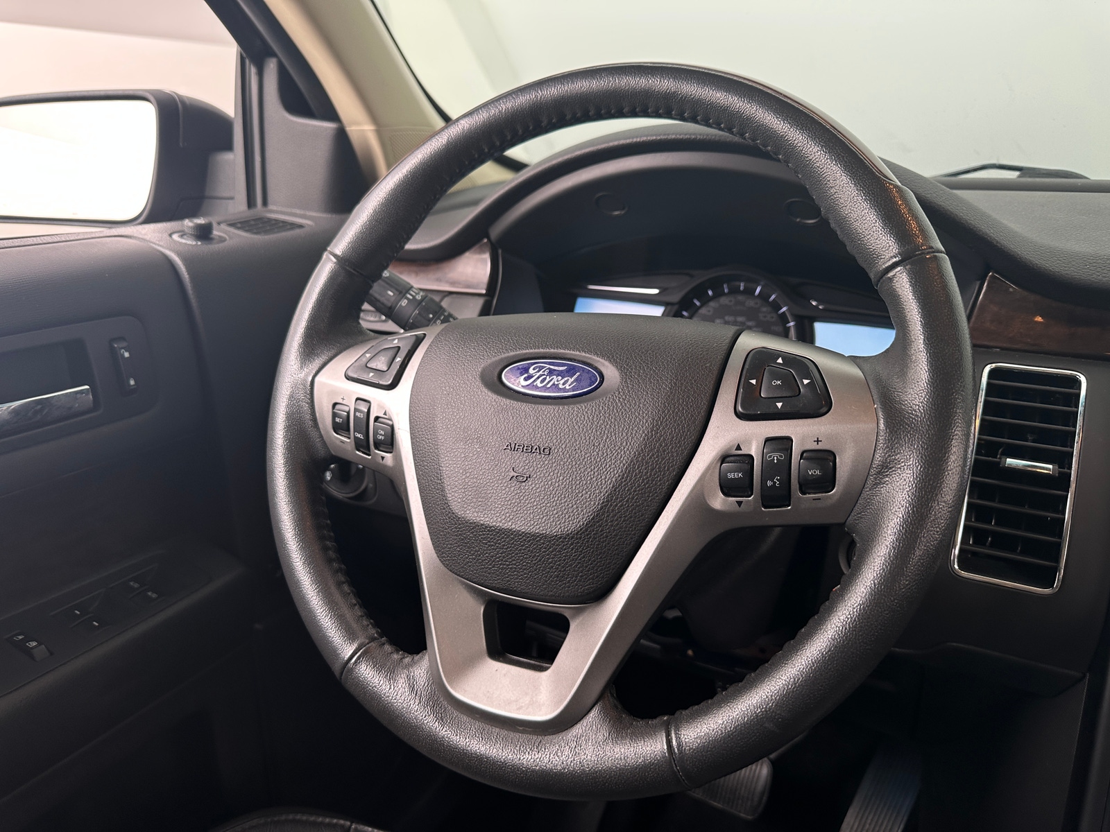 Thumbnail: 2019 Ford Flex - 4