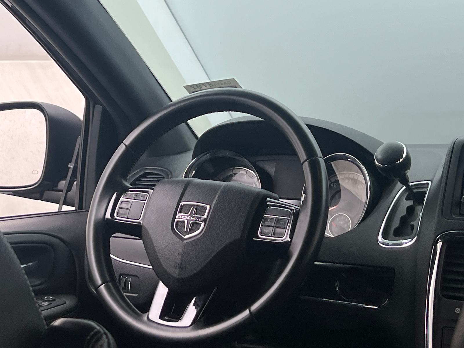 Thumbnail: 2017 Dodge Grand Caravan - 5