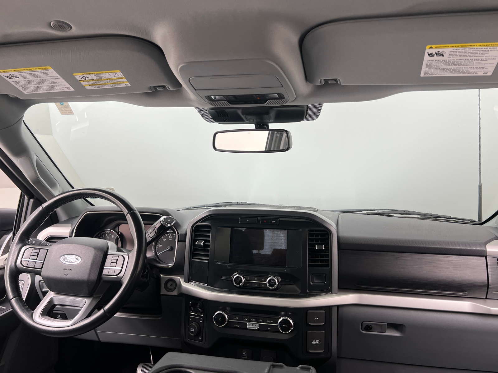 Thumbnail: 2022 Ford Econoline - 3