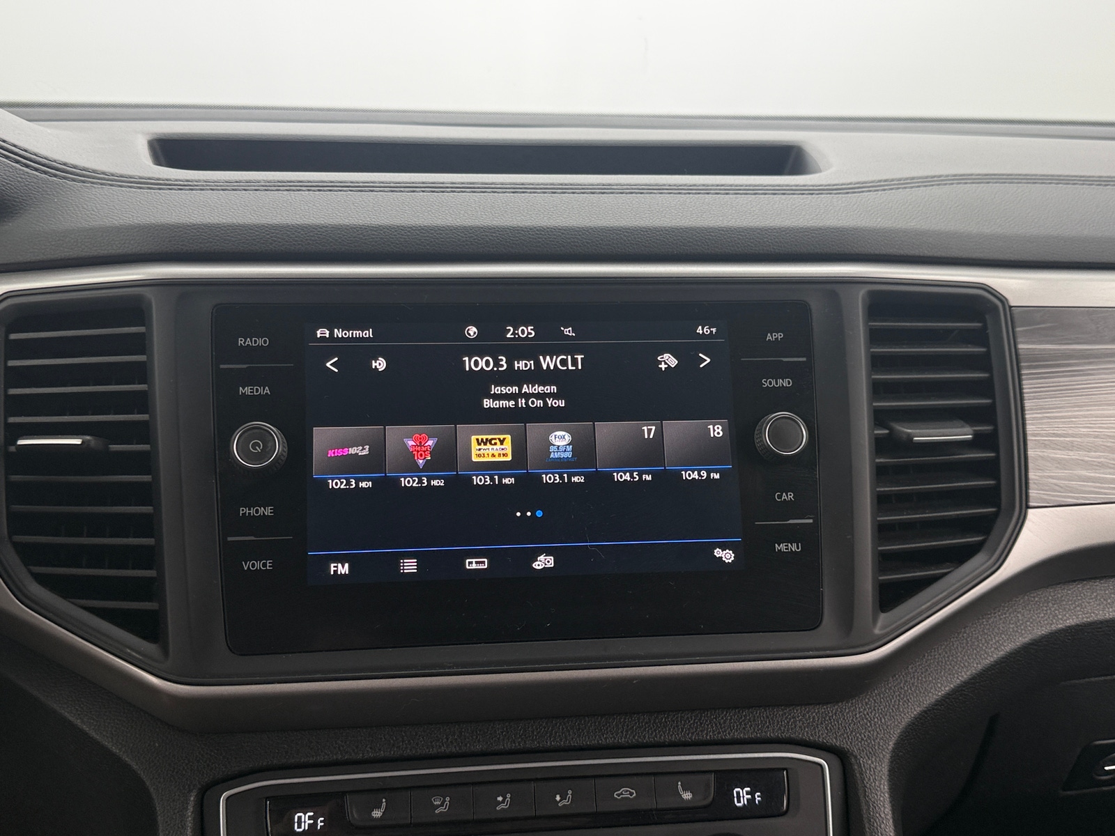 Thumbnail: 2020 Volkswagen Atlas - 3