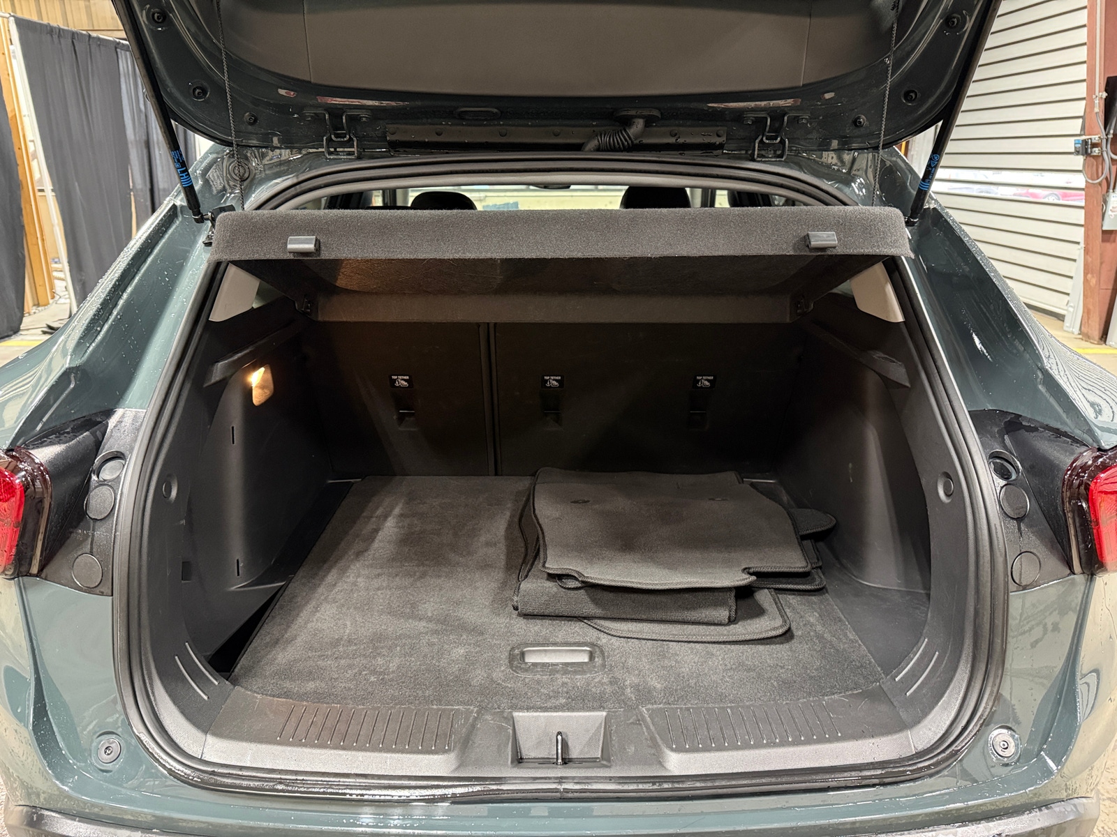 Thumbnail: 2025 Chevrolet Trax - 7